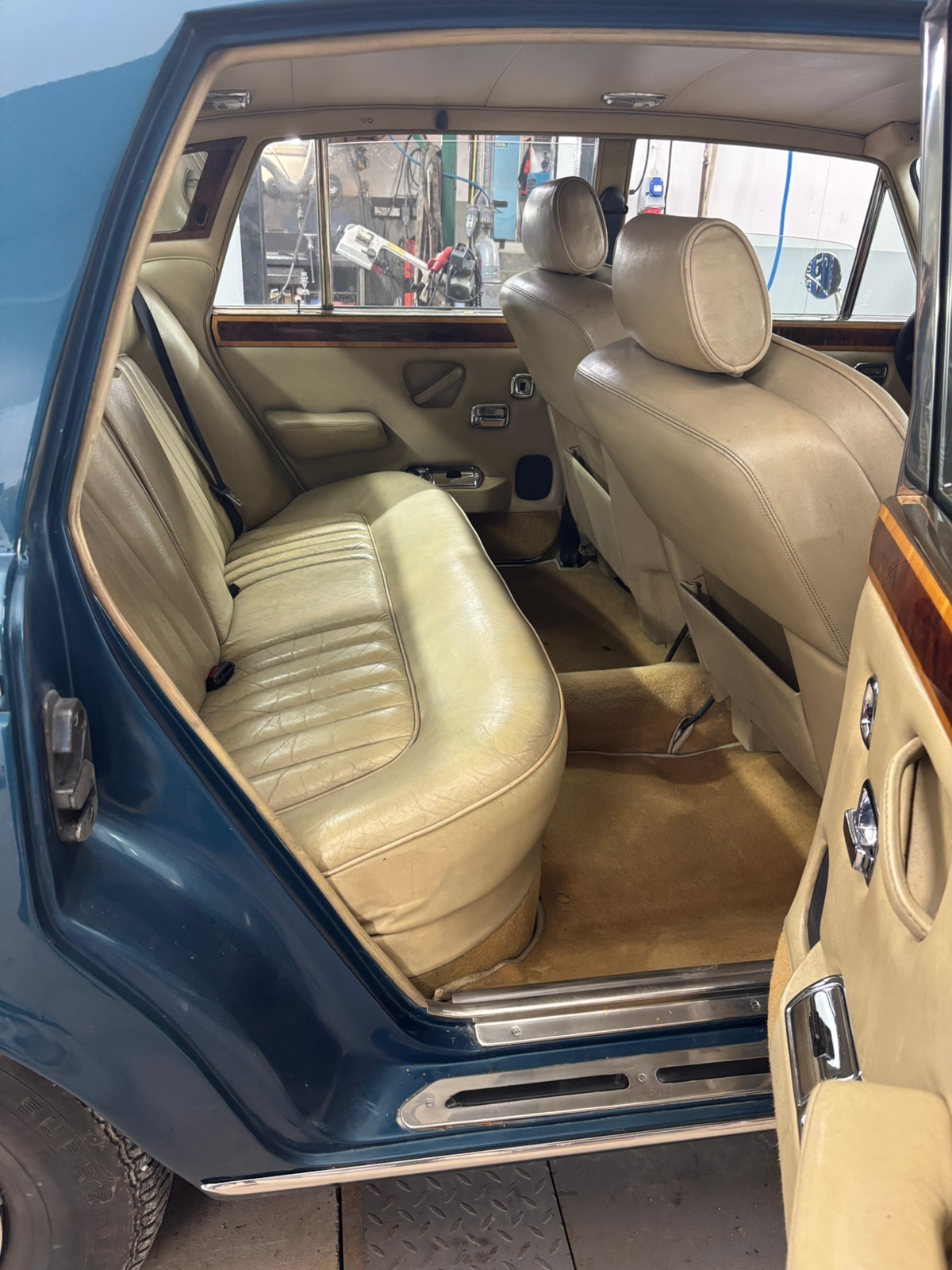Rolls-Royce Silver Shadow 1975, photo 6/8