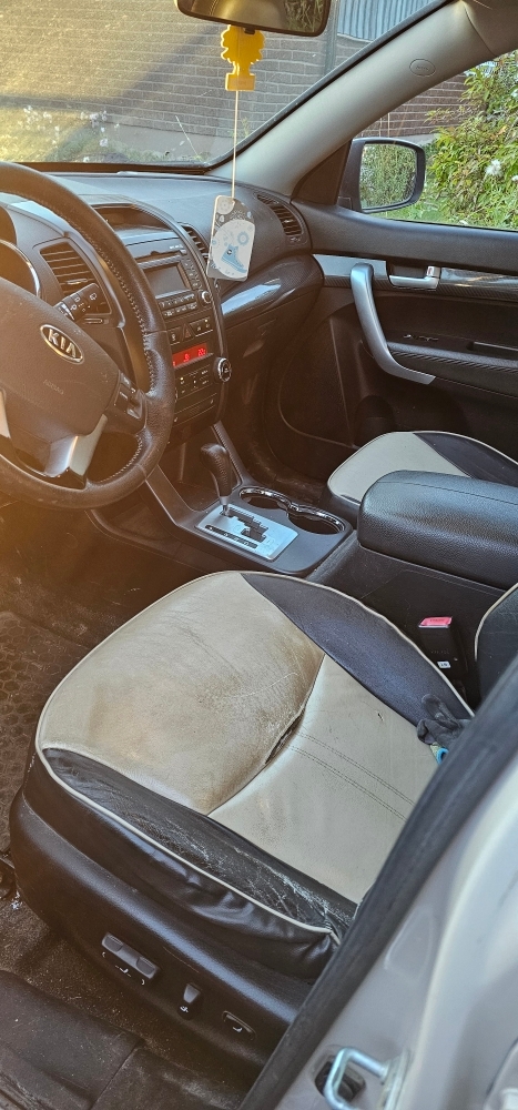 Kia Sorento 2.2 CRDi 4WD Automatisk 2010, bild 5/10