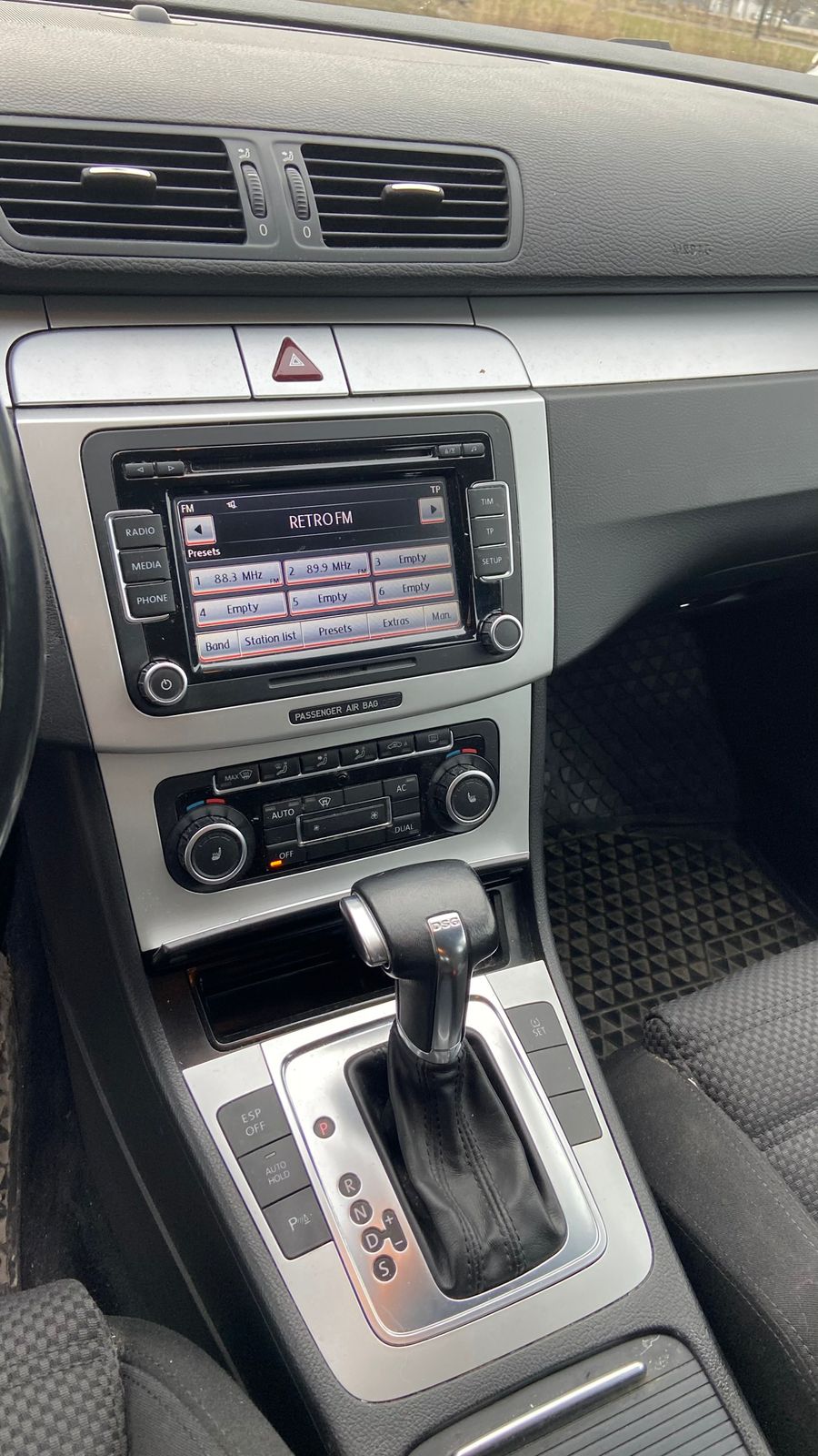 Volkswagen Passat 2010, bild 5/10