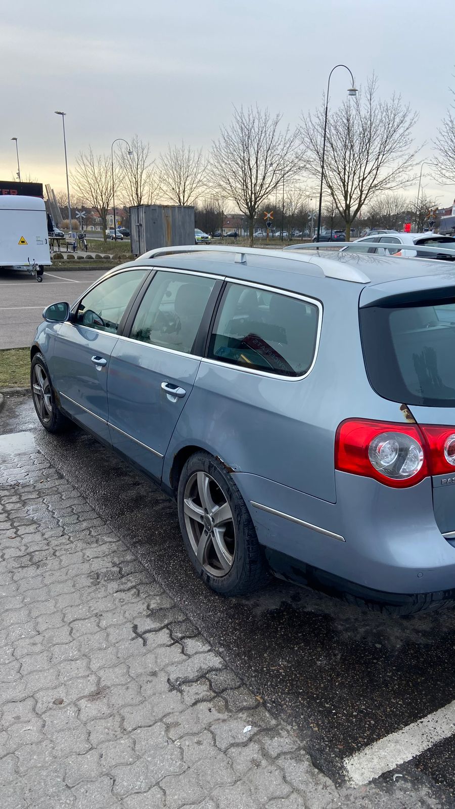 Volkswagen Passat 2010, bild 4/10