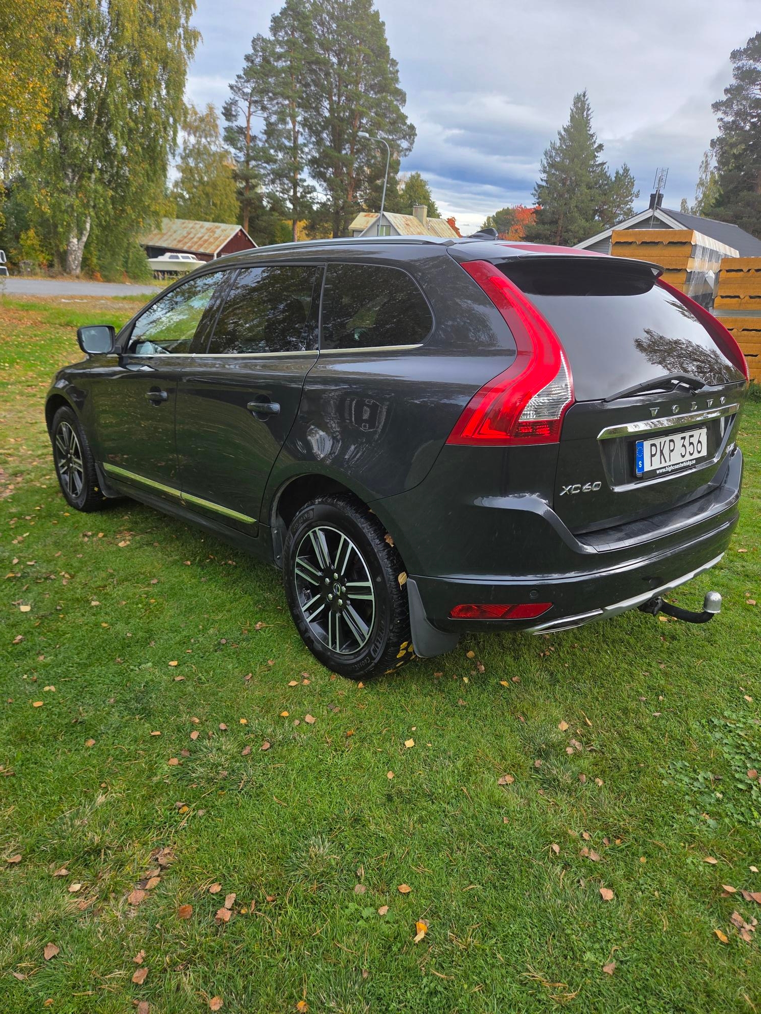 Volvo XC60 D4 AWD Geartronic 2017, bild 2/10
