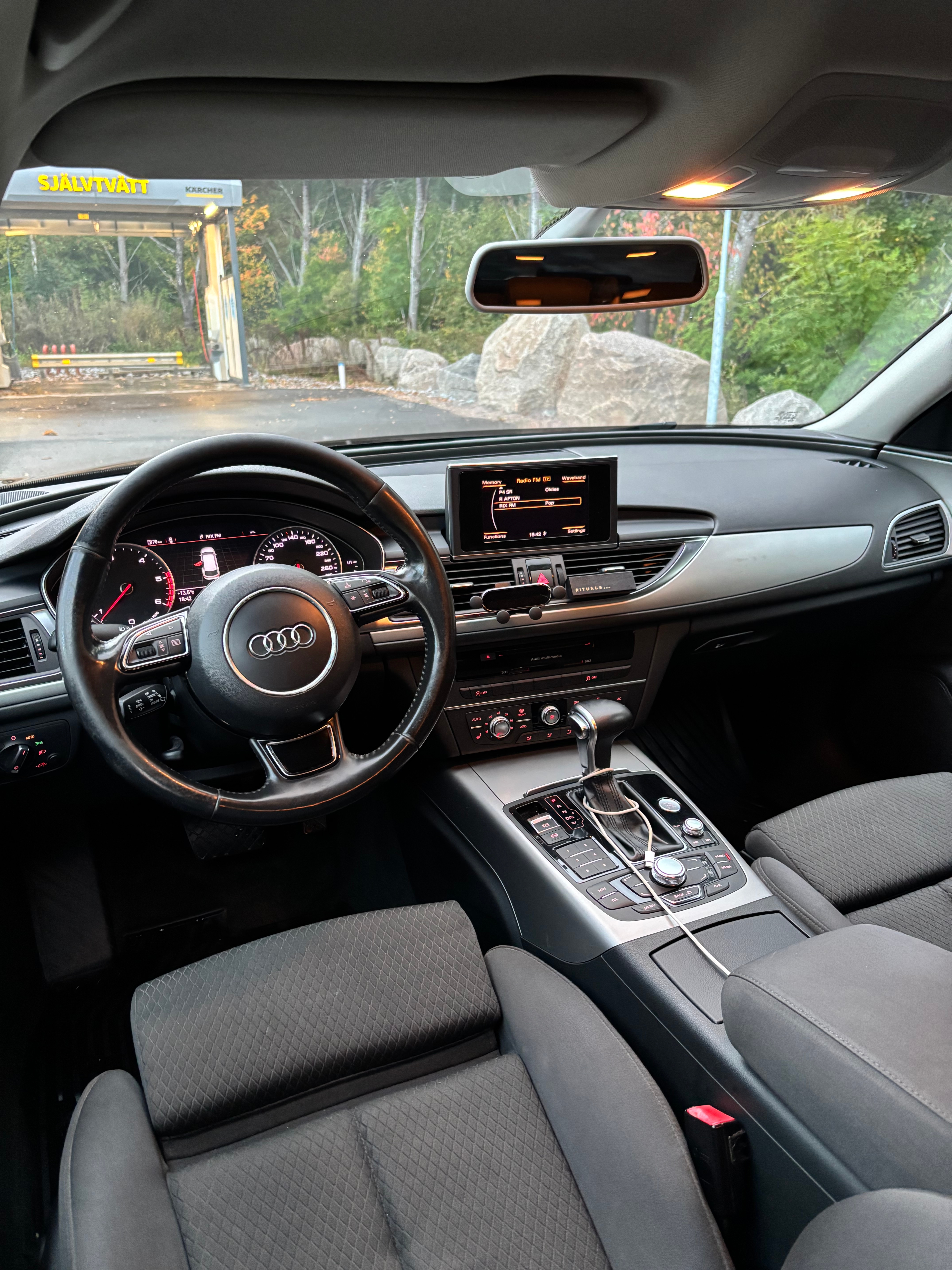Audi A6 Avant 2.0 TDI DPF Multitronic 2012, bild 7/9