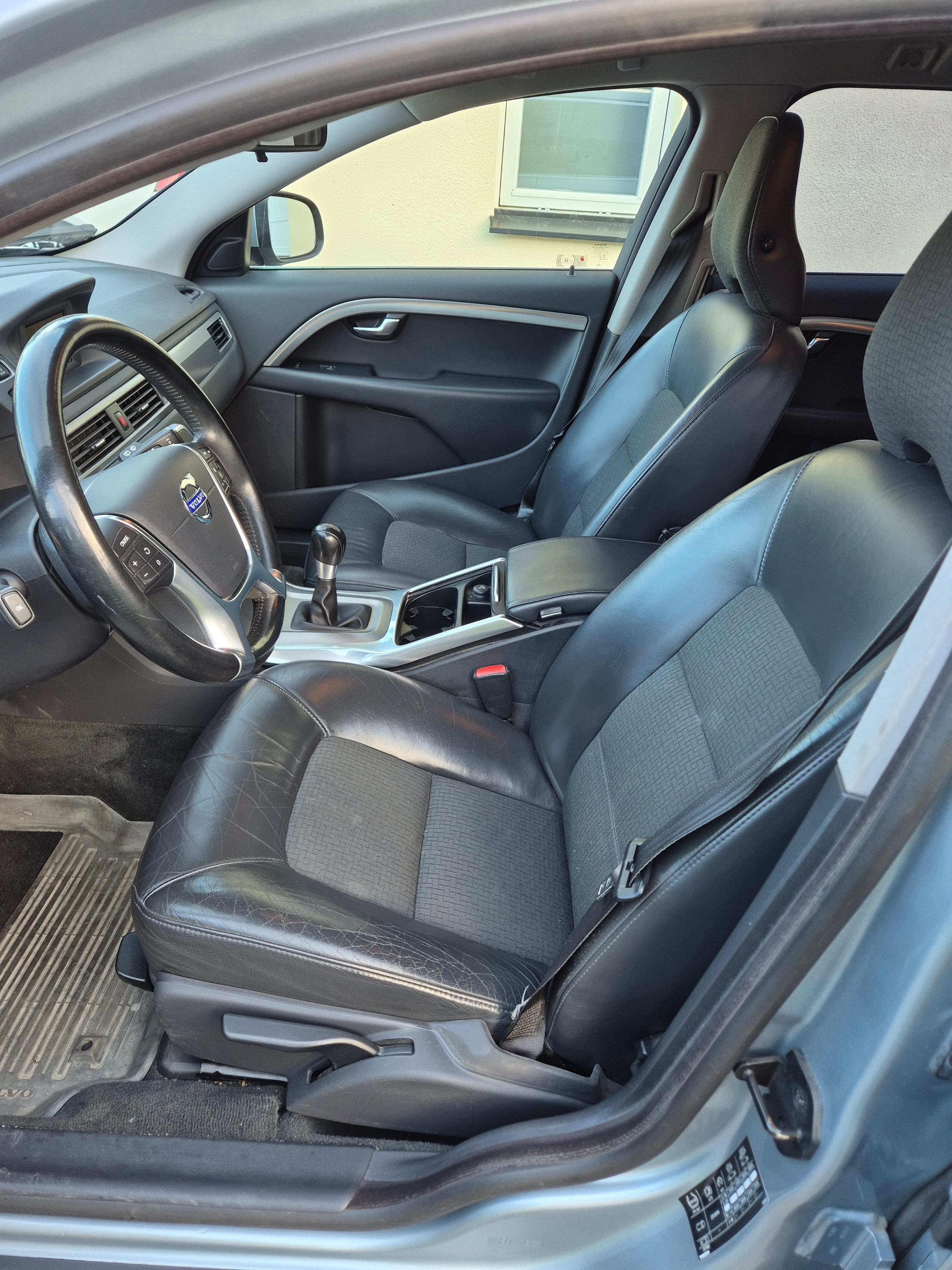 Volvo V70 T4 Manuell 2013, bild 5/10