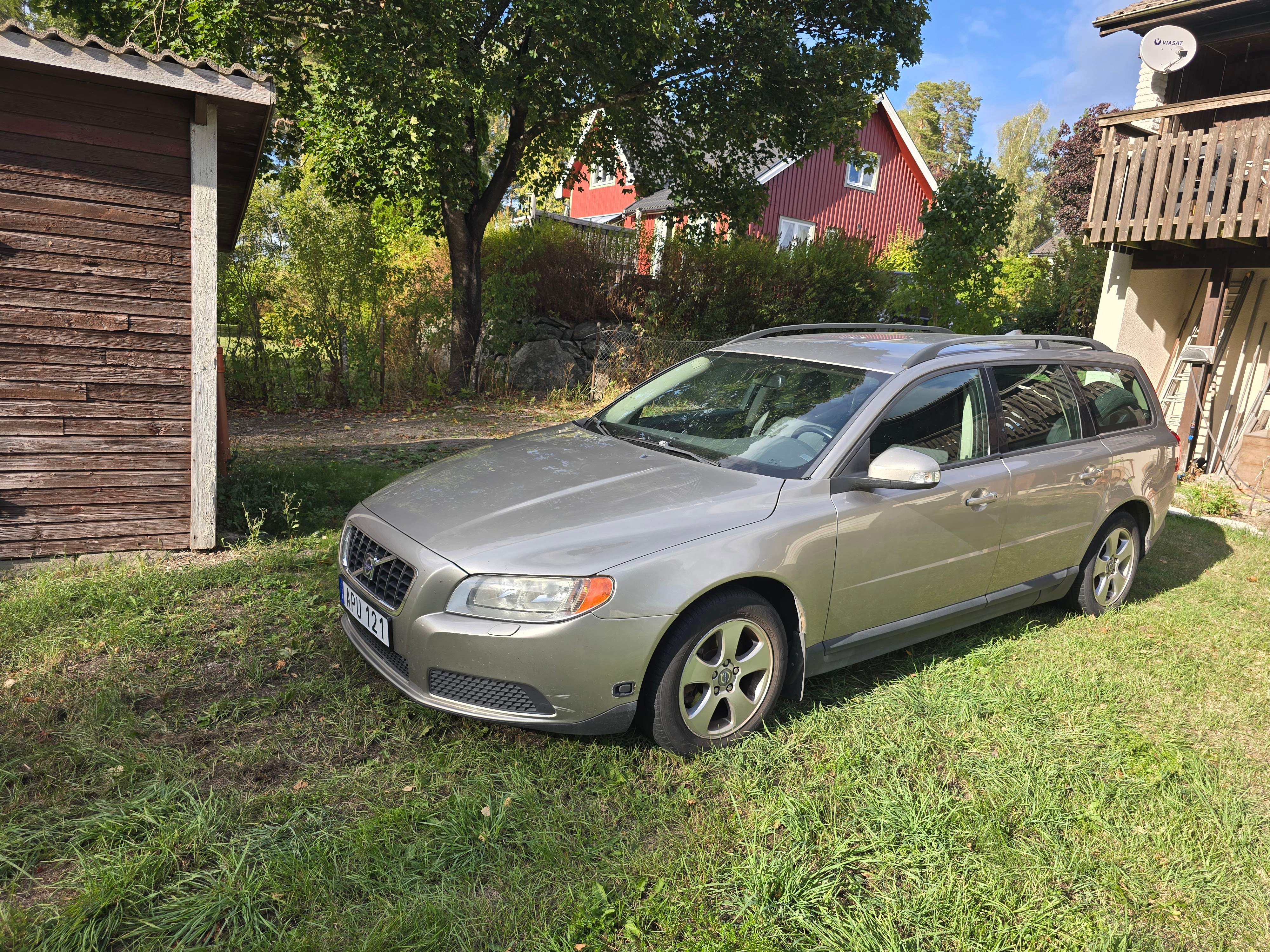 Volvo V70 2.0F Manuell 2009, bild 2/10