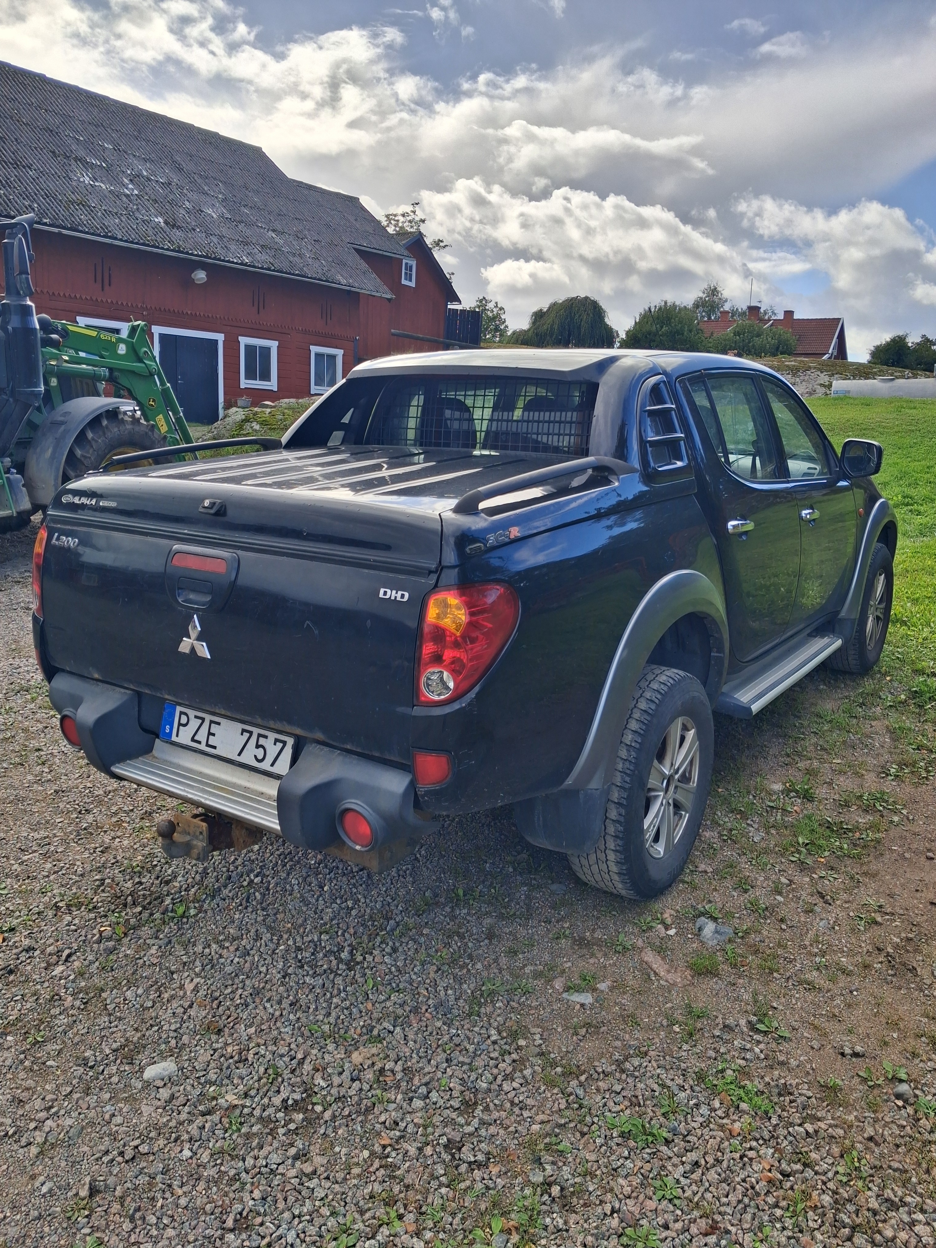 Mitsubishi L200 2007, kuva 4/5