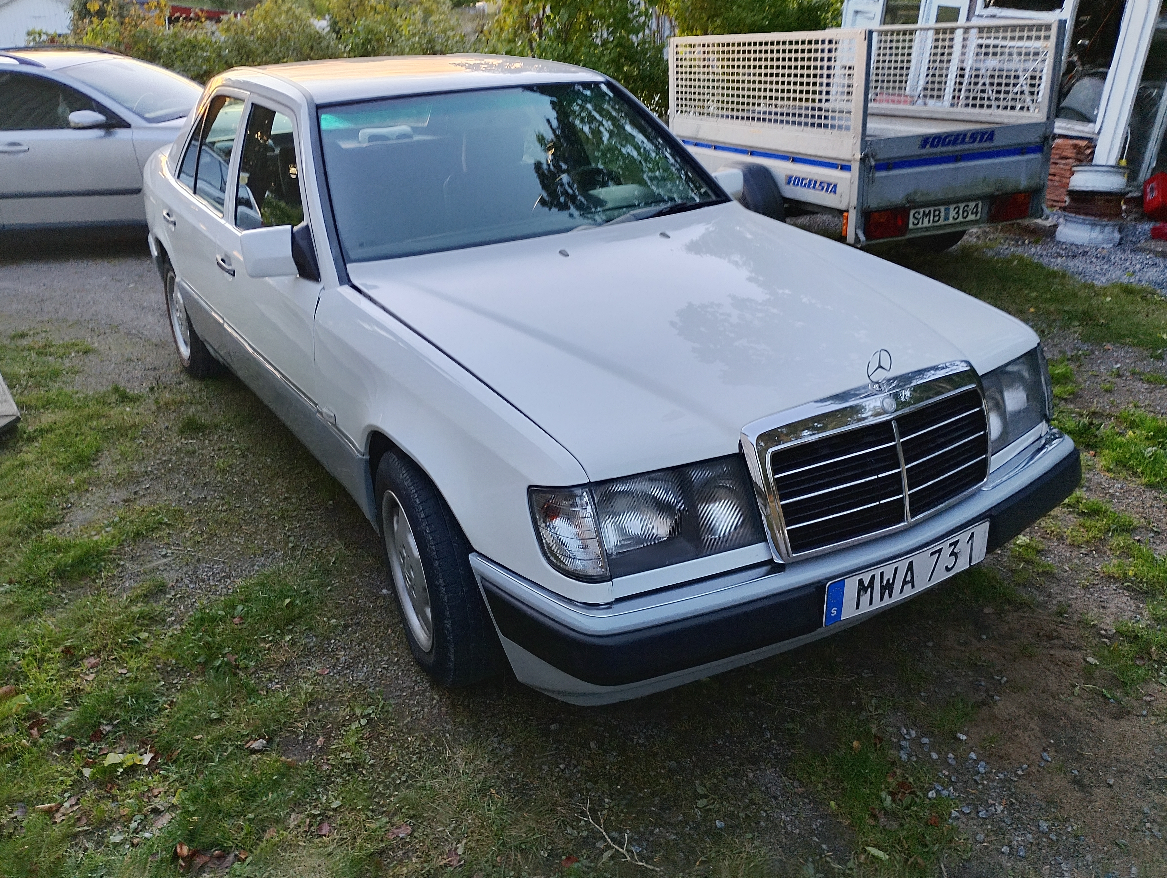Mercedes-Benz 200 D Manuell 1987, bild 2/8