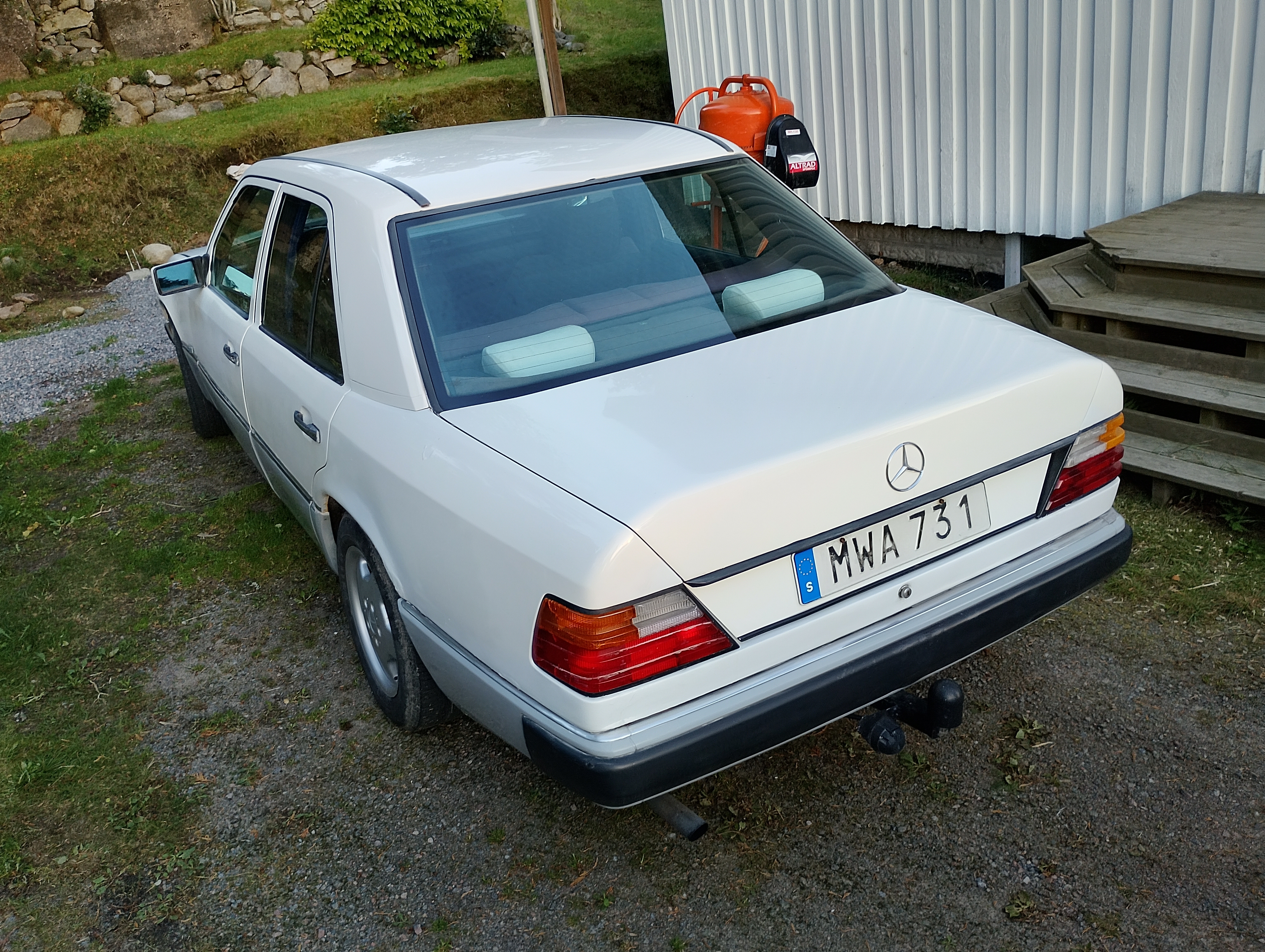 Mercedes-Benz 200