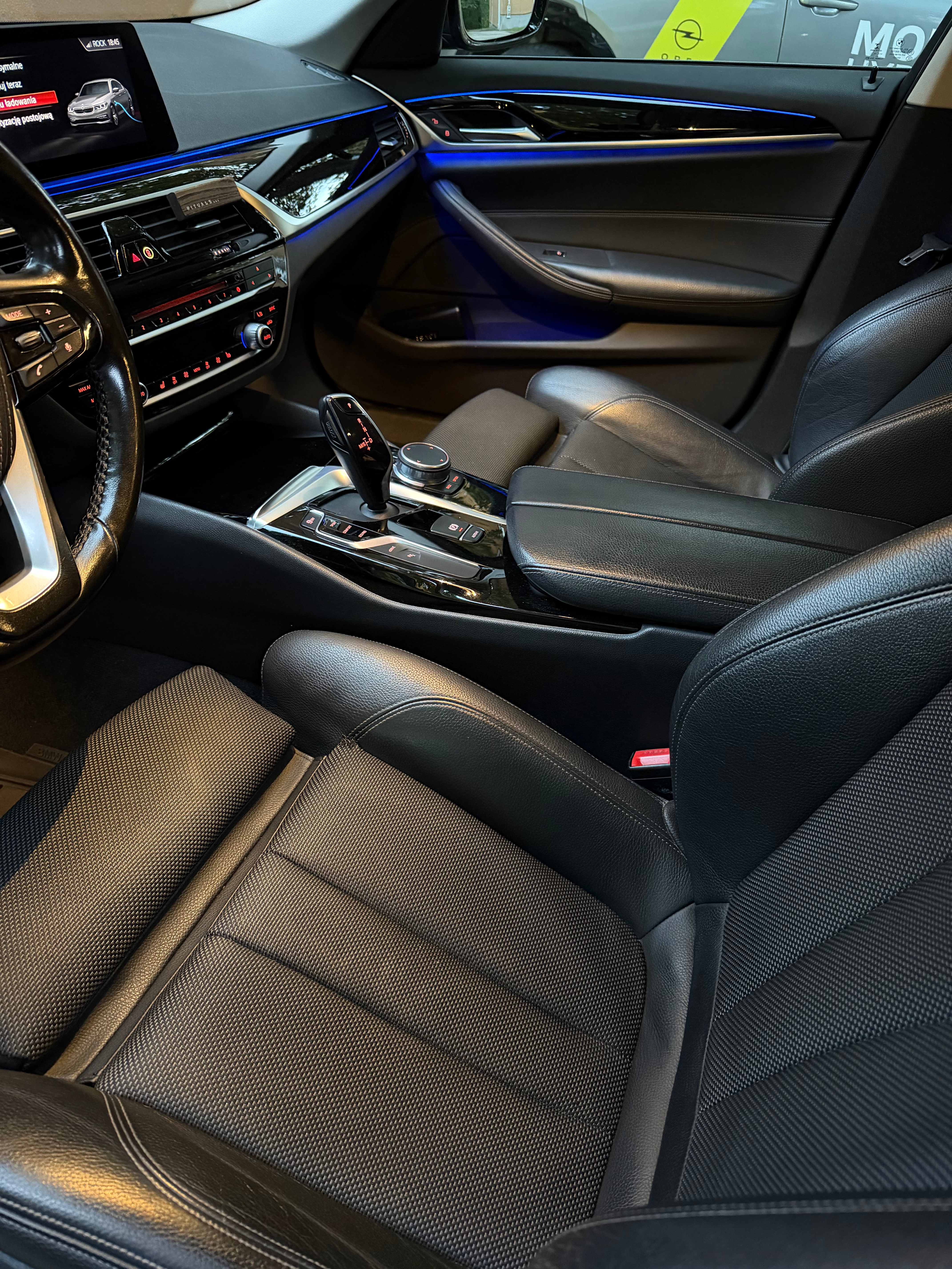 BMW 530 e iPerformance Sedan Steptronic 2019, photo 7/9