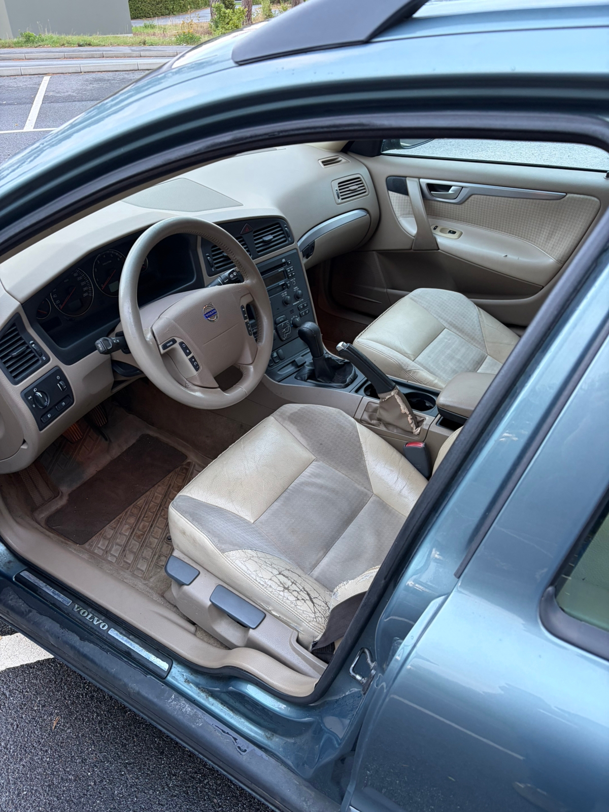 Volvo V70 2.5T Manuell 2004, bild 5/8