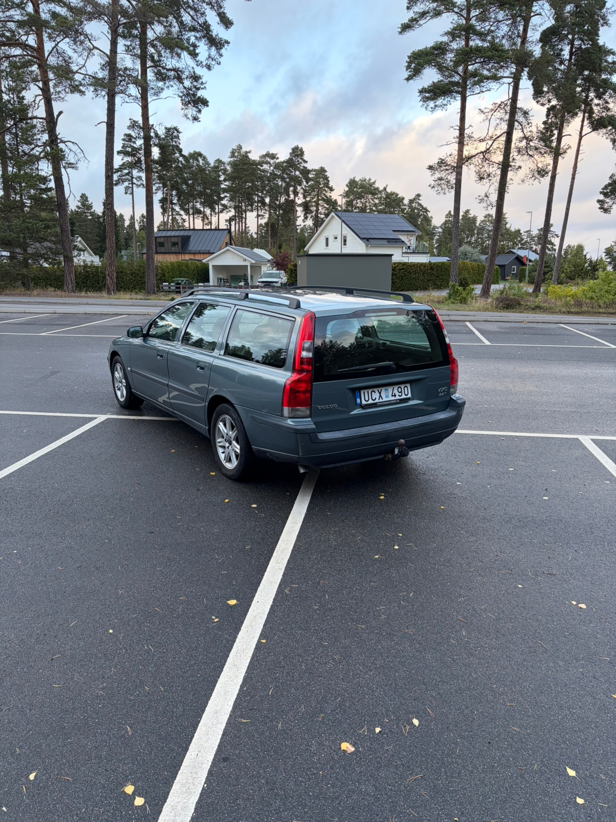 Volvo V70 2.5T Manuell 2004, bild 2/8