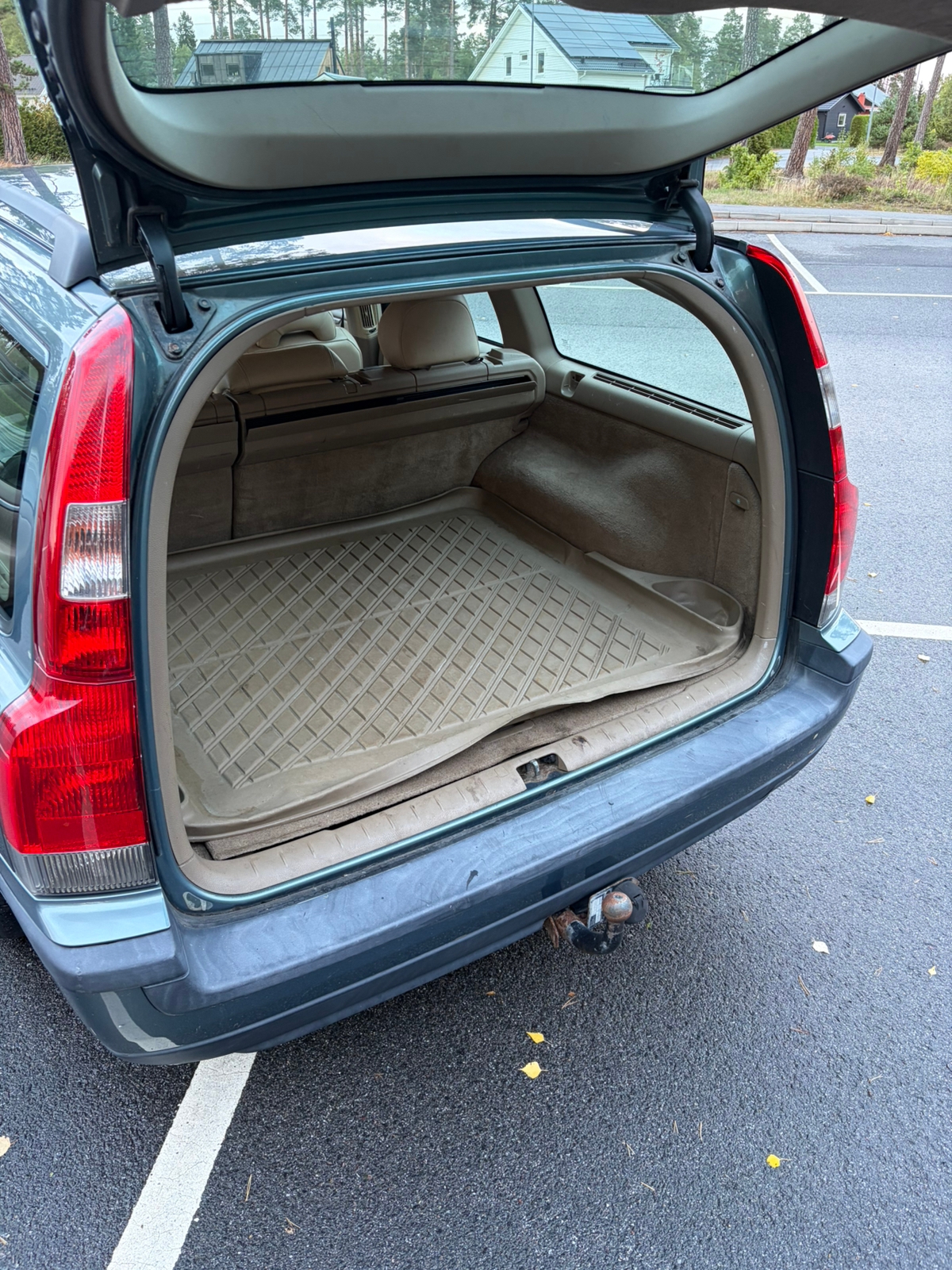 Volvo V70 2.5T Manuell 2004, bild 7/8
