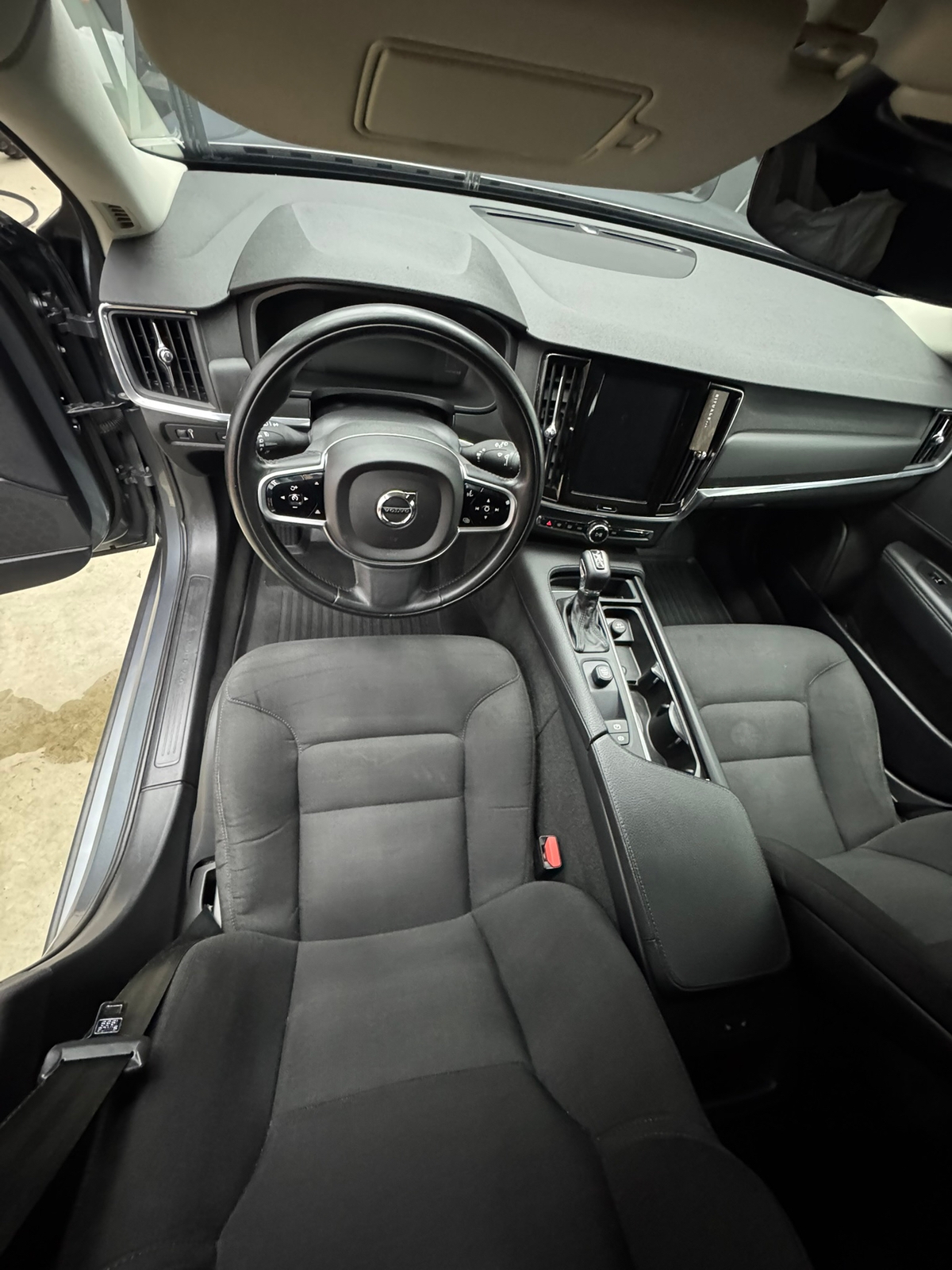 Volvo V90 D3 AWD Geartronic 2018, kuva 4/9
