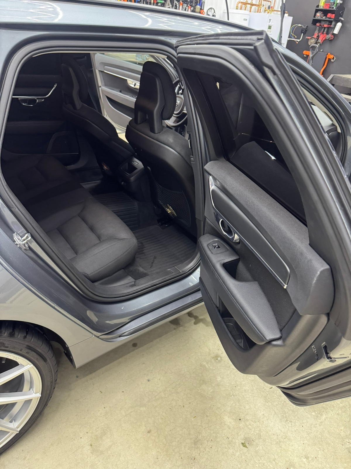 Volvo V90 D3 AWD Geartronic 2018, kuva 5/9