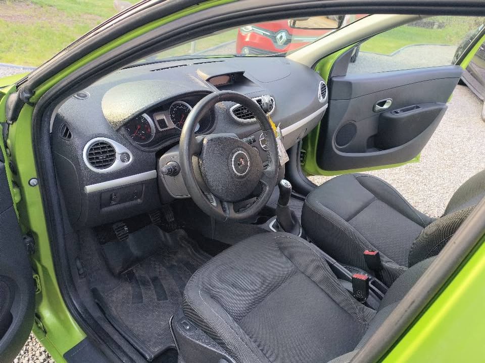 Renault Clio 2010, bild 3/3