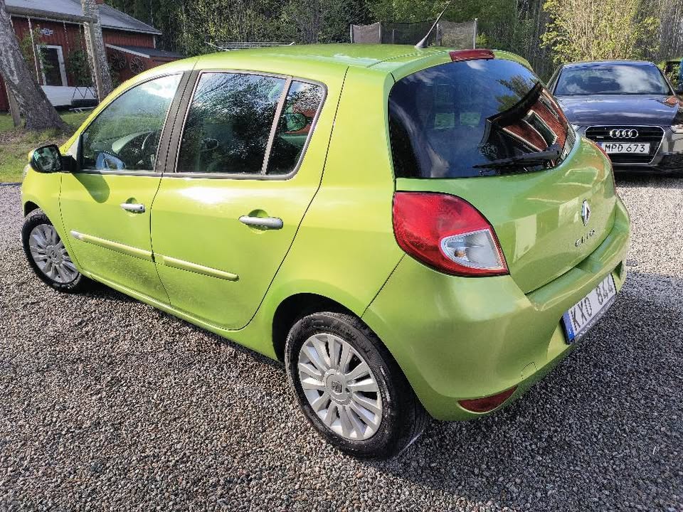 Renault Clio 2010, bild 2/3