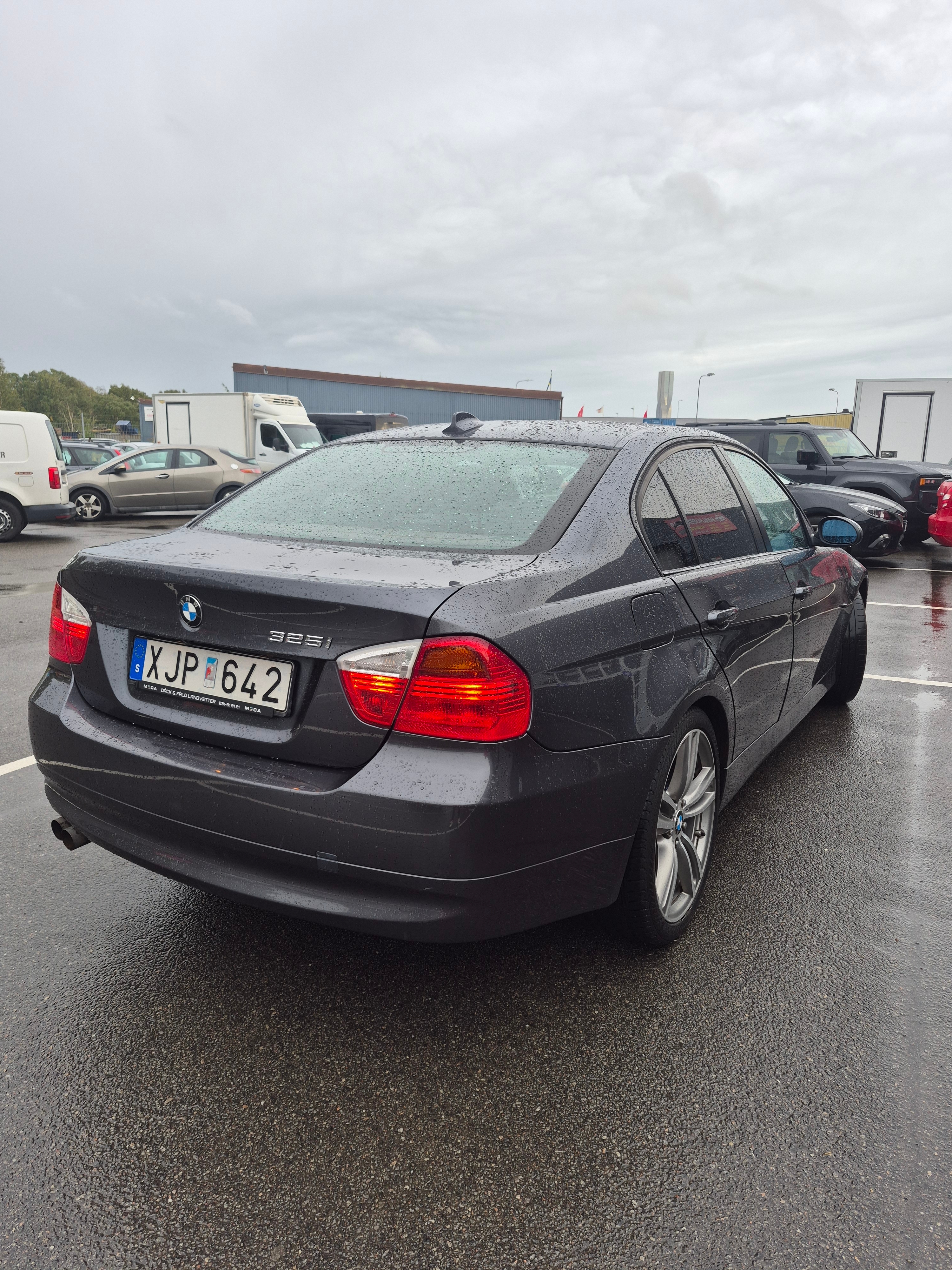 BMW 325 i Sedan Manuell 2006, kuva 5/10