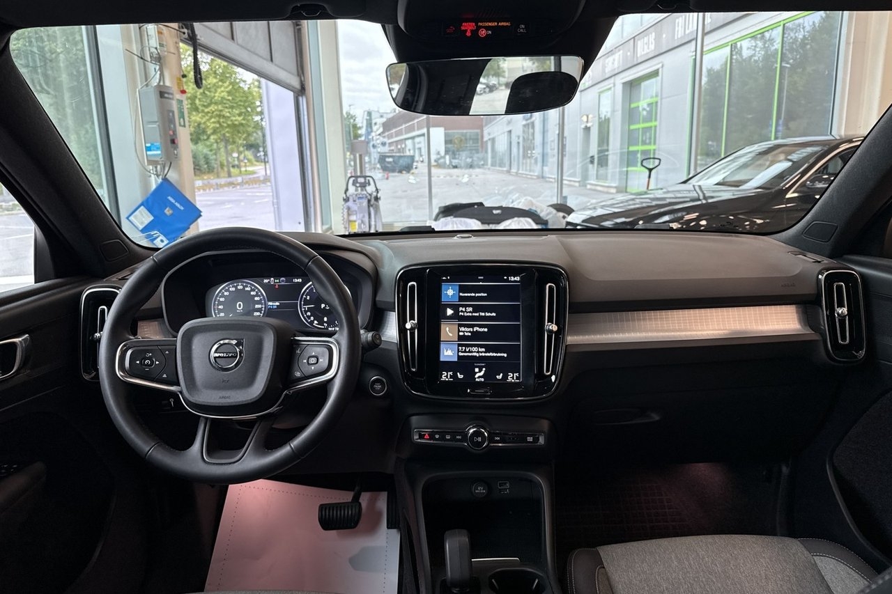 Volvo XC40 B4 Momentum Advanced Pro Edt 2022, bild 6/10