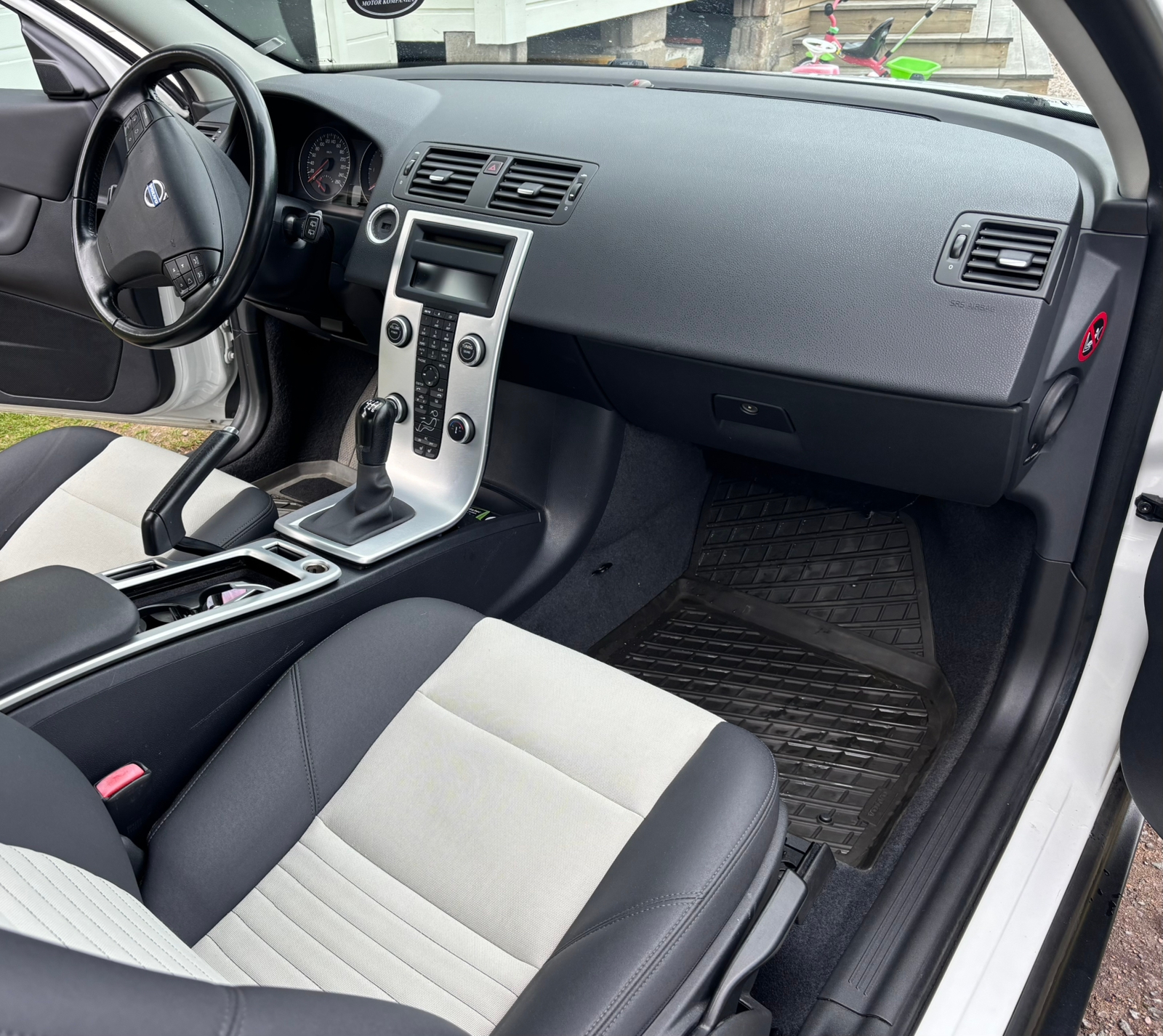 Volvo C30 D2 Manuell 2011, bild 5/10