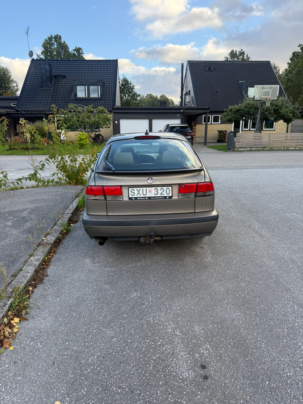 Saab 9-3 5-dörrar 2.0 T Manuell 2002, photo 2/5