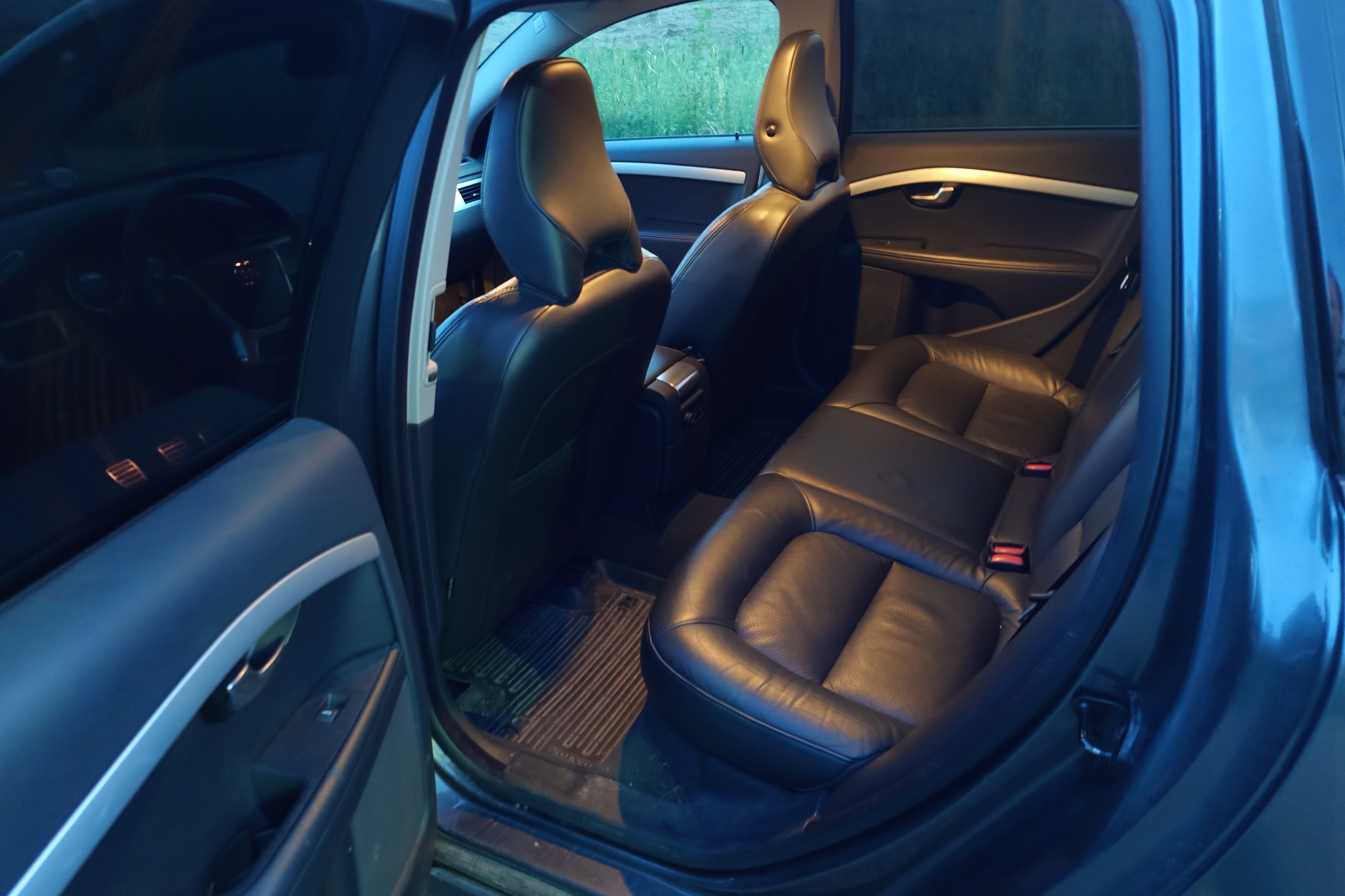 Volvo V70 2.5FT Manuell 2011, bild 8/8