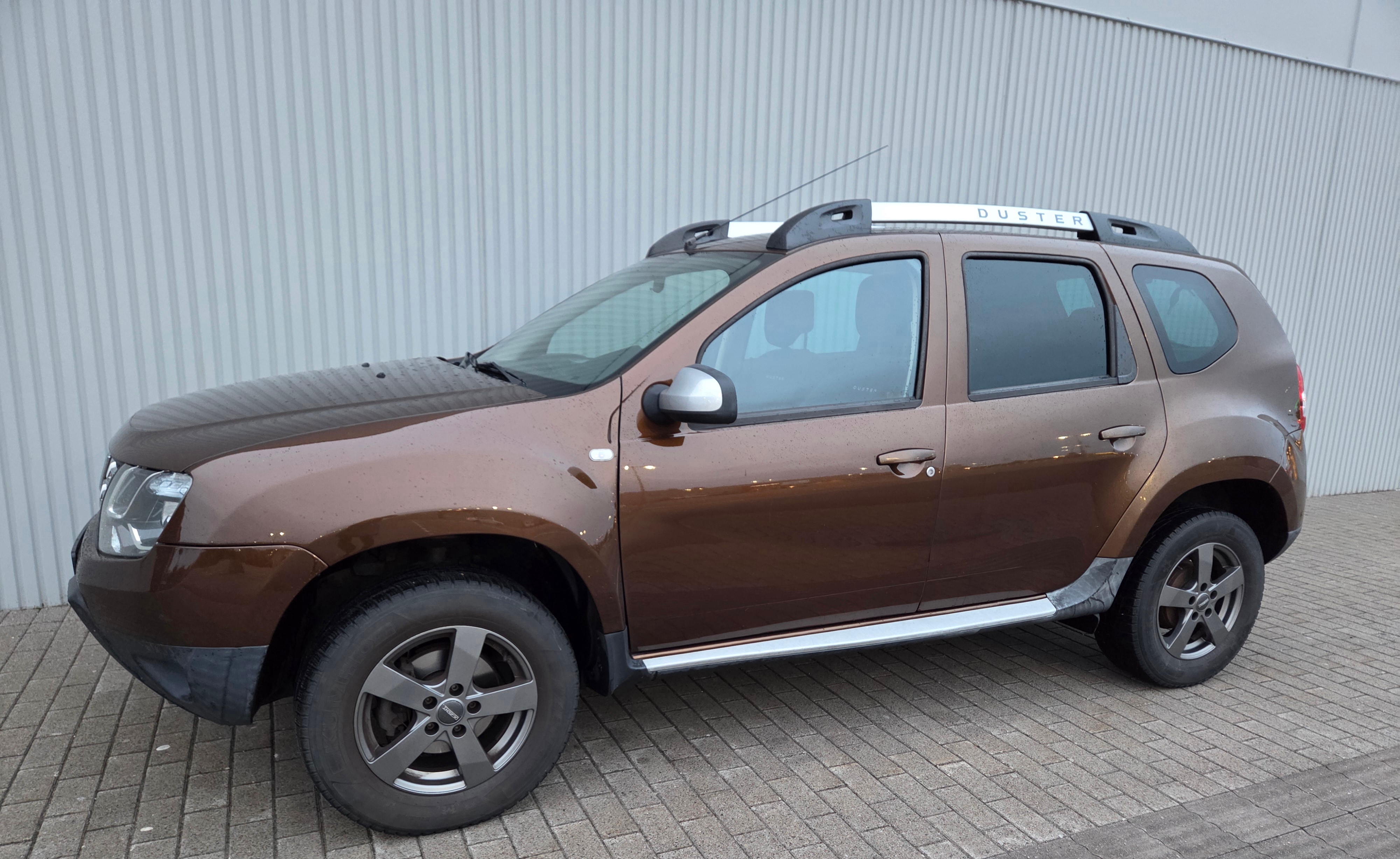 Dacia Duster 1.2 TCe Manuell 2015, bild 2/9