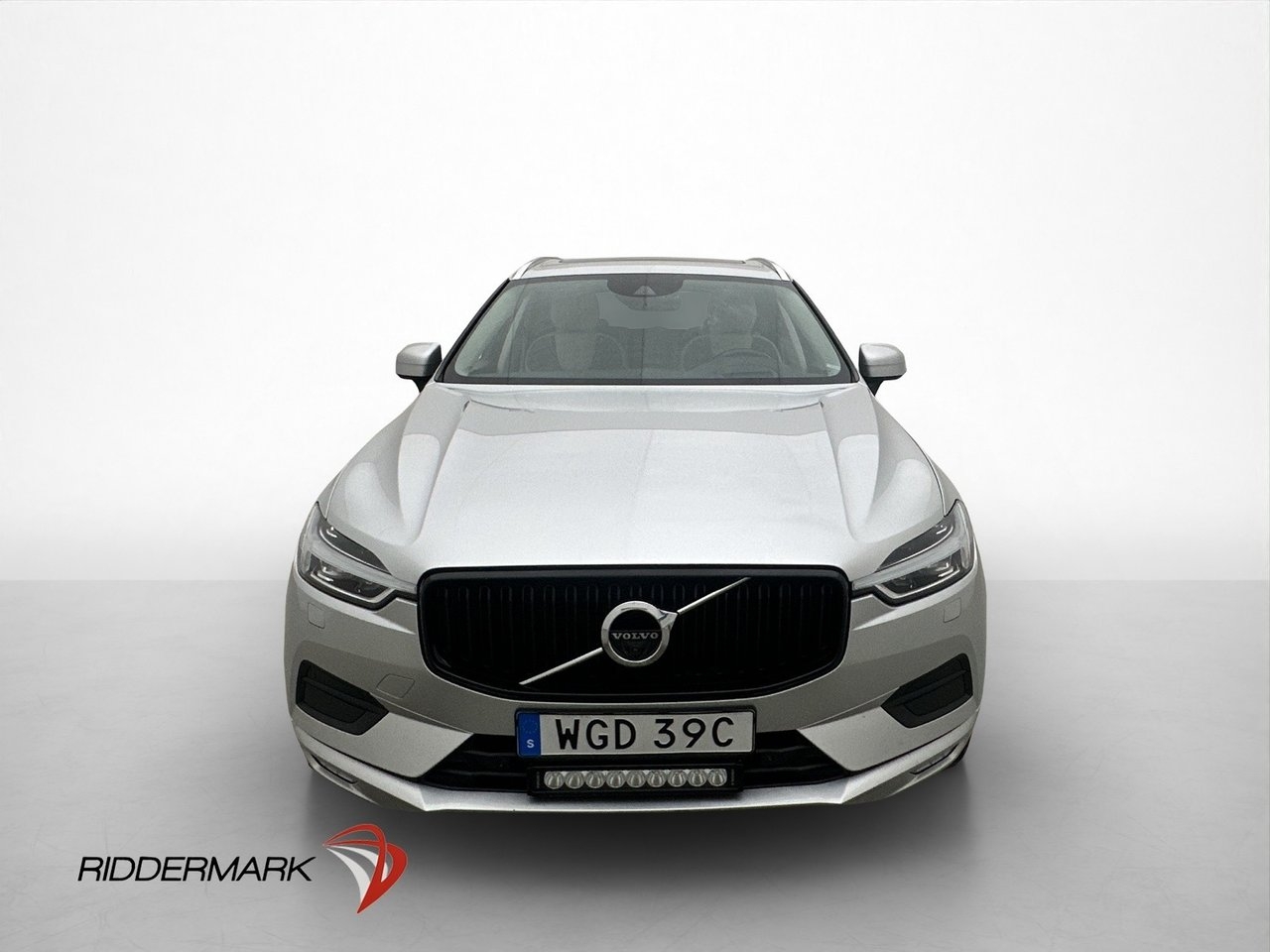 Volvo XC60 B5 AWD Momentum VOC Pano 2020, bild 2/38