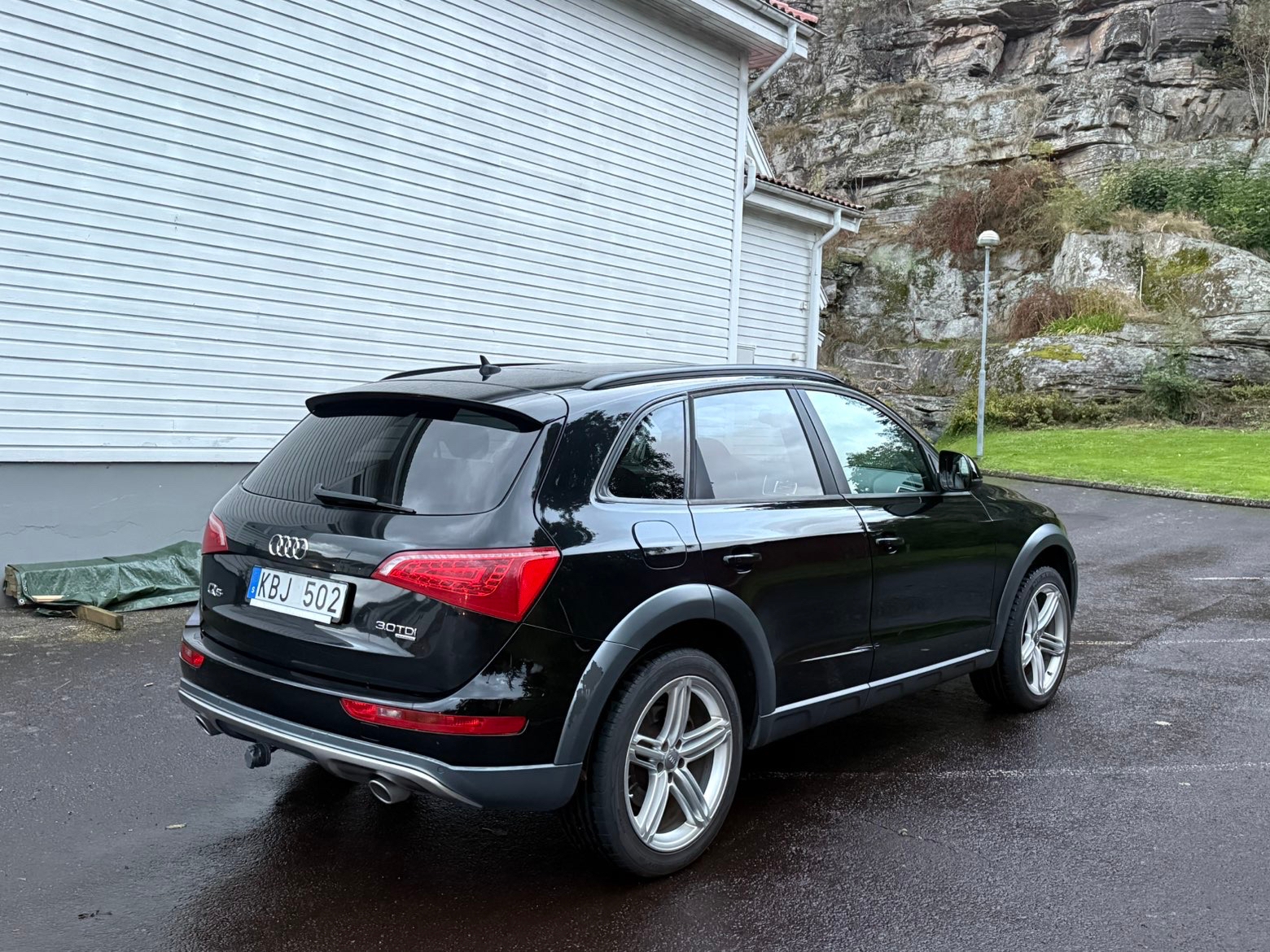 Audi Q5 3.0 TDI V6 DPF quattro S Tronic 2010, photo 3/9