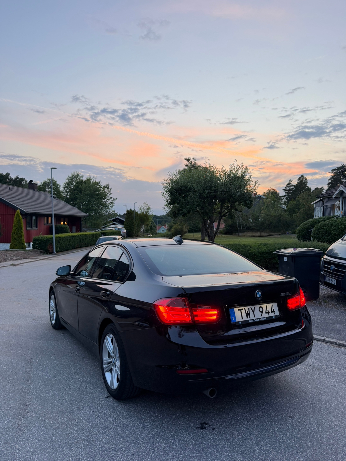 BMW 318 d Sedan Steptronic 2015, bild 4/6