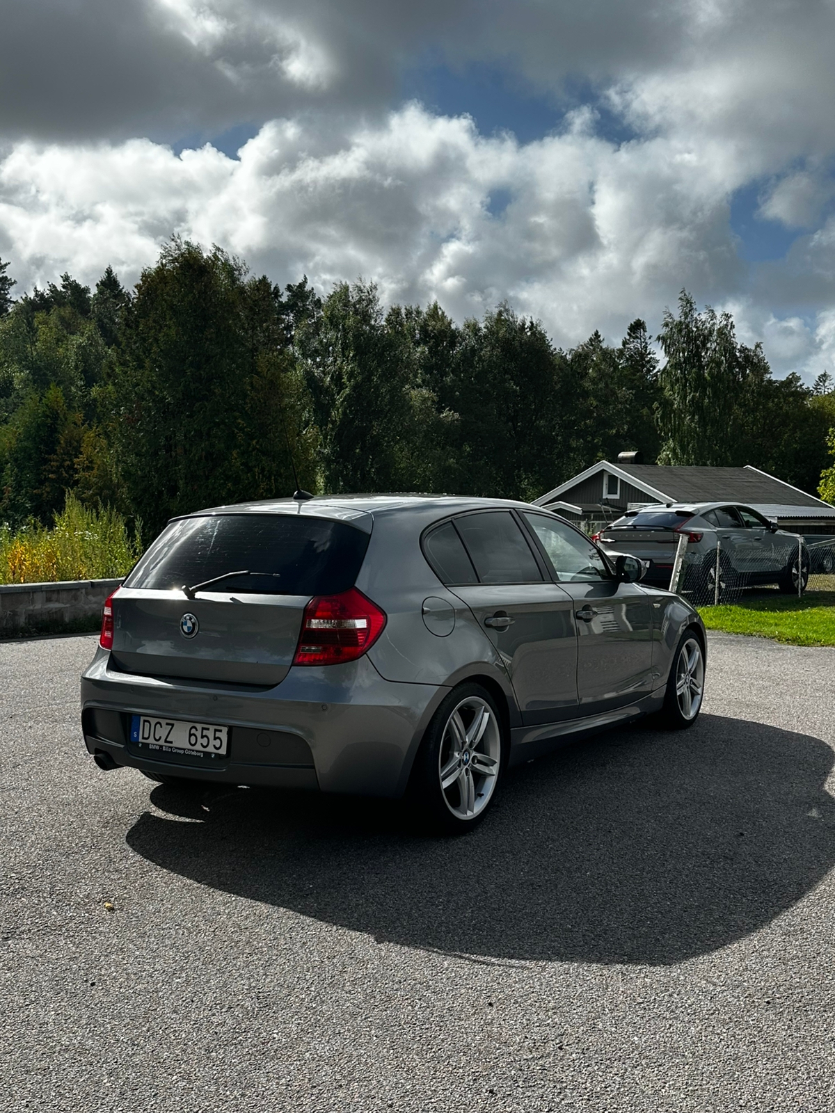 BMW 118 d 5-dörrars Manuell 2010, bild 2/7