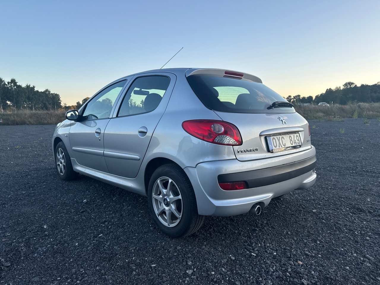 Peugeot 206+ 1.4 5-dörr 2011, bild 3/10