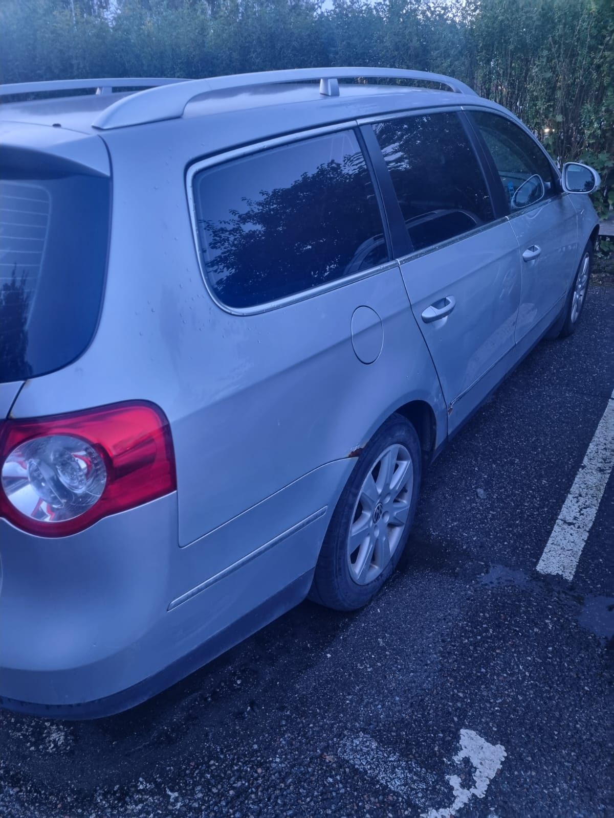 Volkswagen Passat 2010, bild 4/6