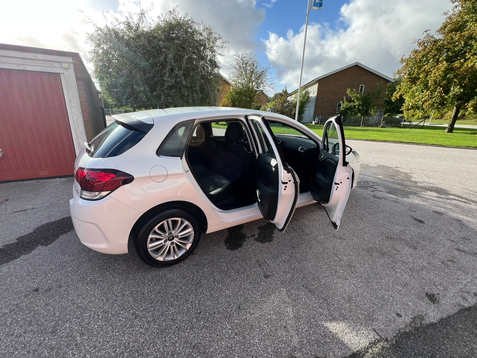 Citroen C3 1.2 PureTech 110 EAT 2017, bild 7/10