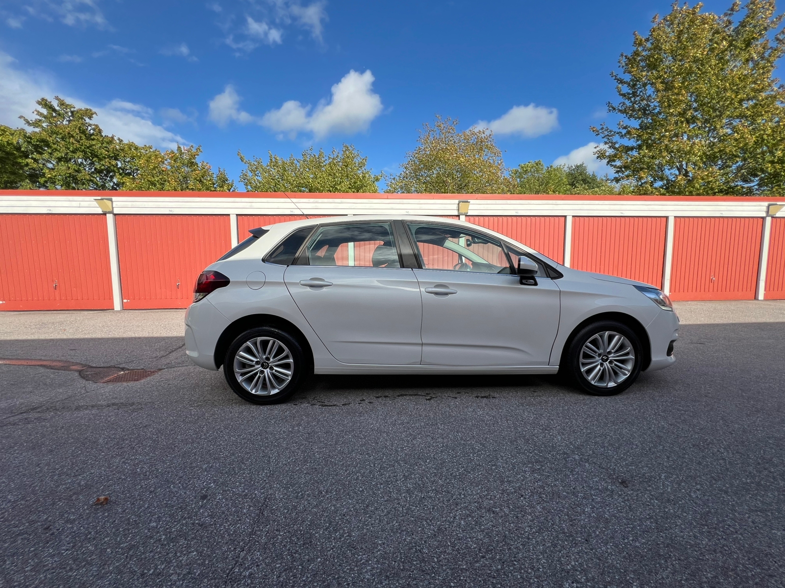 Citroen C3 1.2 PureTech 110 EAT 2017, bild 2/10