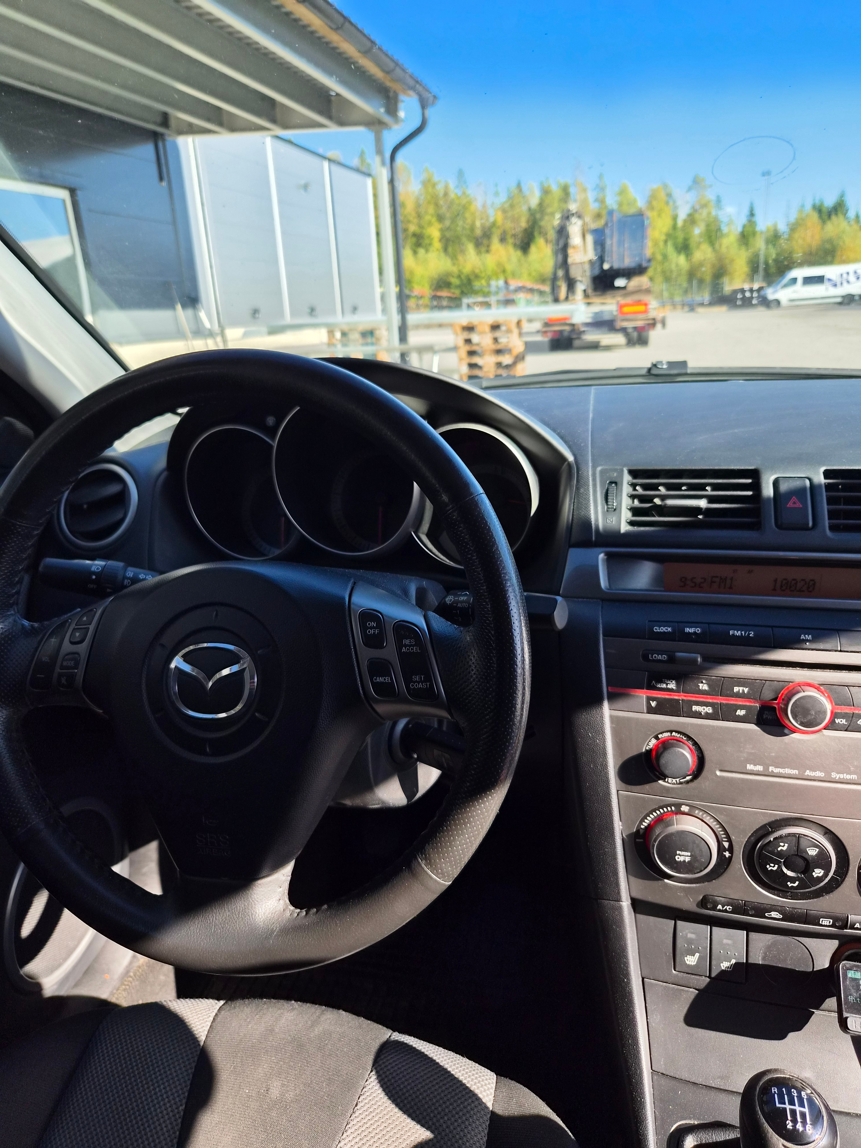 Mazda 3 Sport 2.0 MZR Manuell 2007, bild 4/7