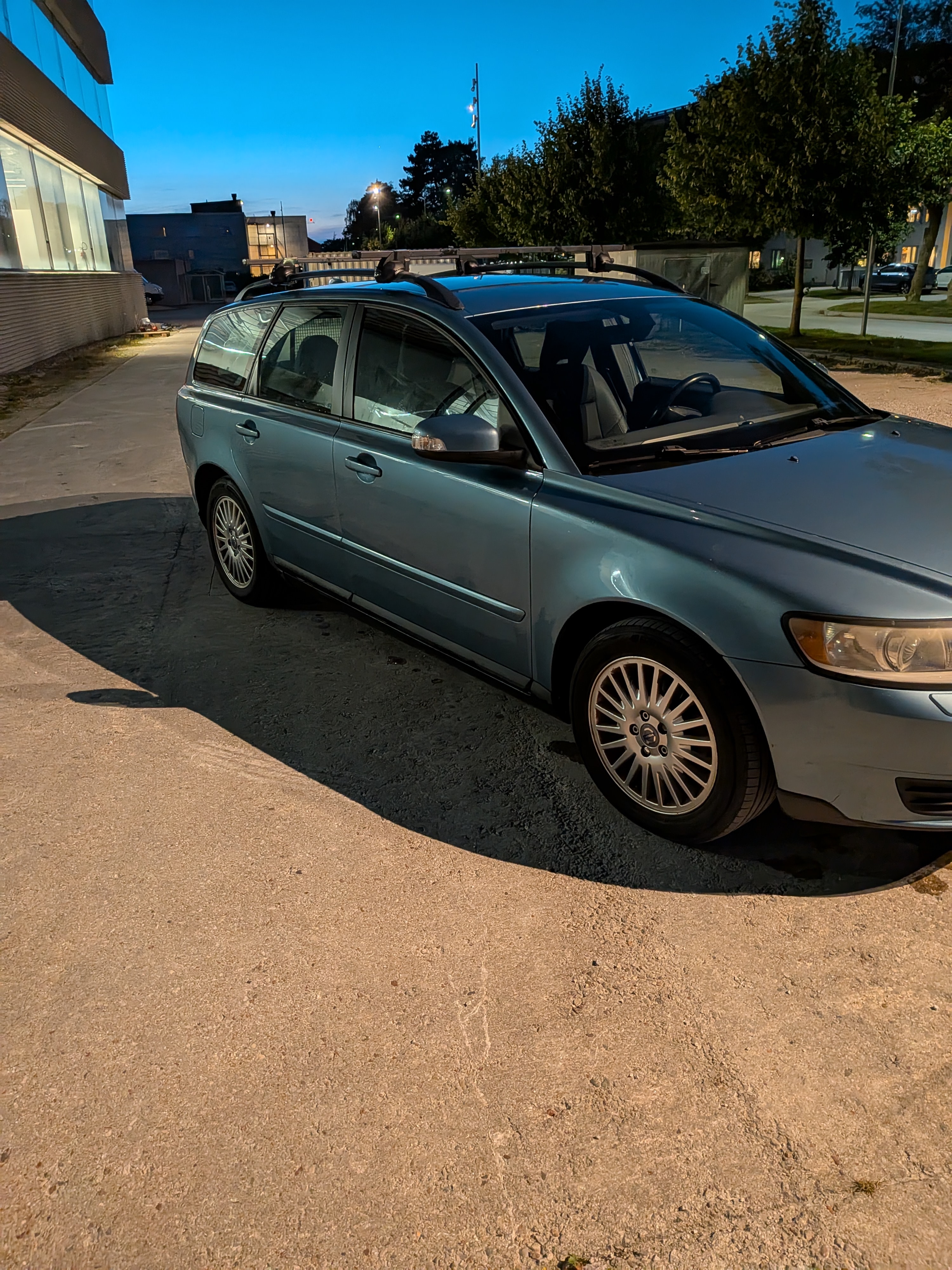 Volvo V50 1.6 D Manuell 2008, bild 3/9