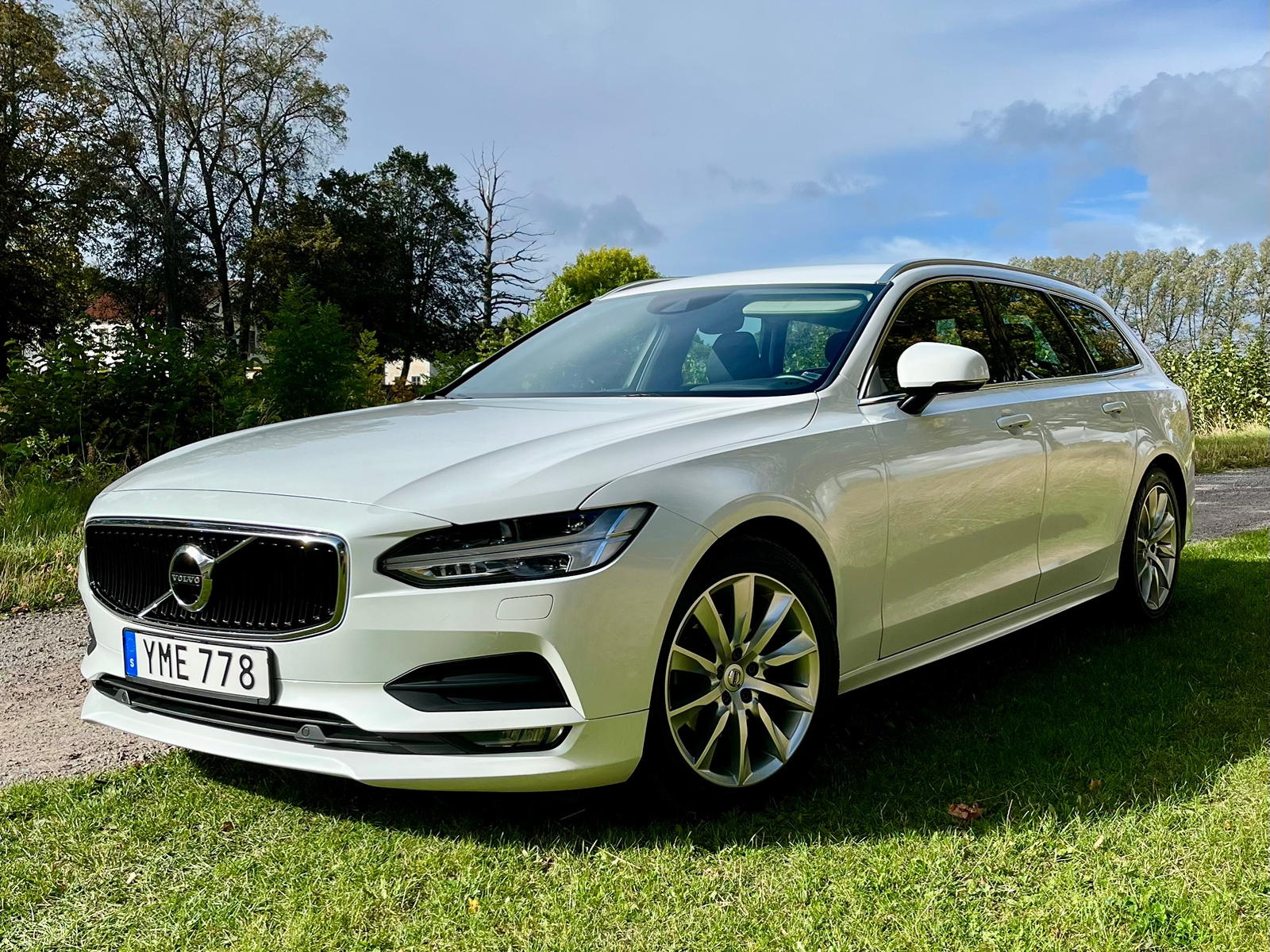 Volvo V90