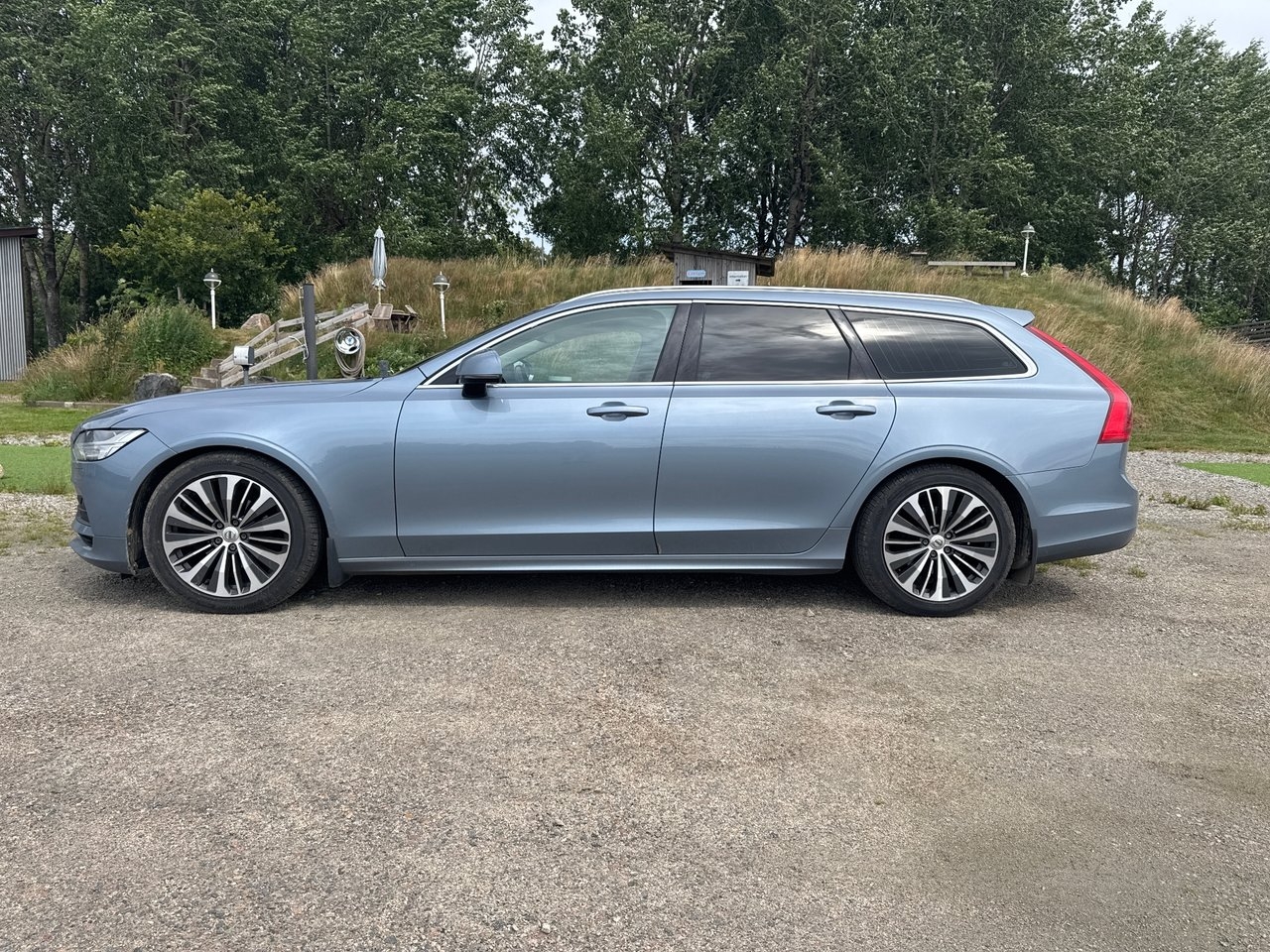 Volvo V90 2020, bild 2/10