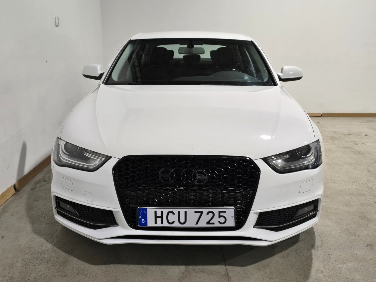 Audi A4 Sedan 2.0 TDI DPF clean diesel 2015, bild 2/10