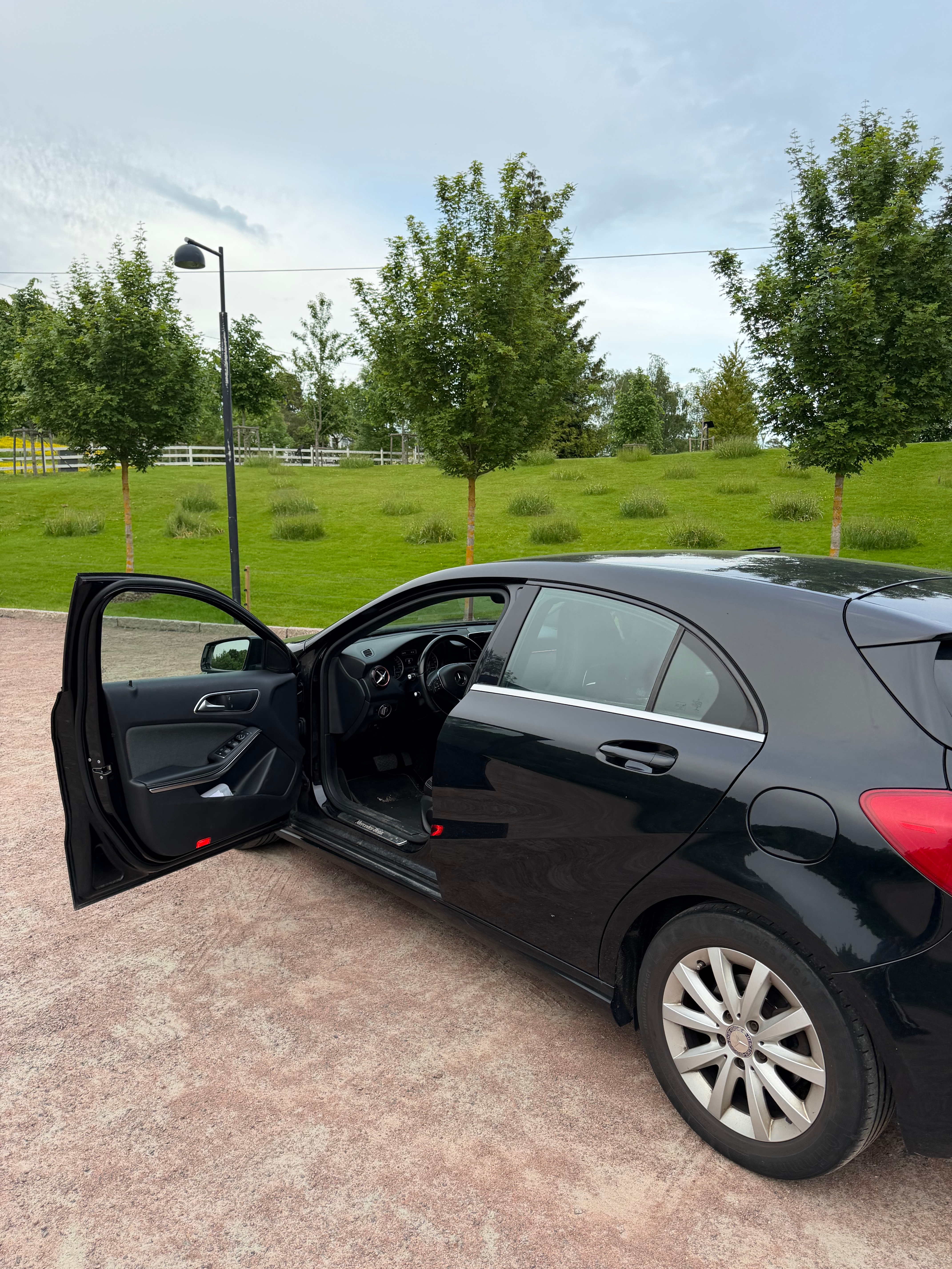 Mercedes-Benz A 180 7G-DCT 2014, bild 5/6