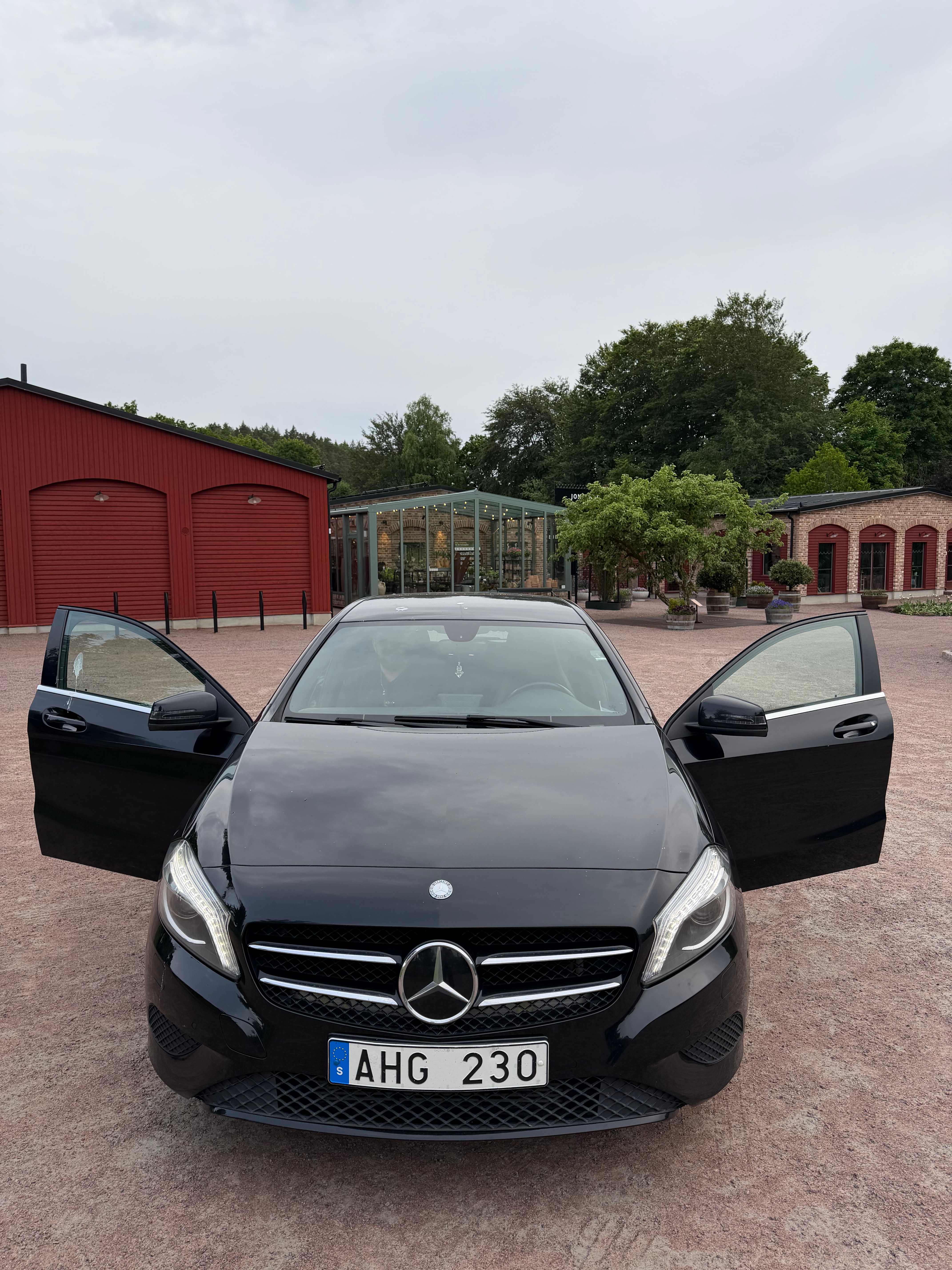 Mercedes-Benz A 180 7G-DCT 2014, bild 6/6