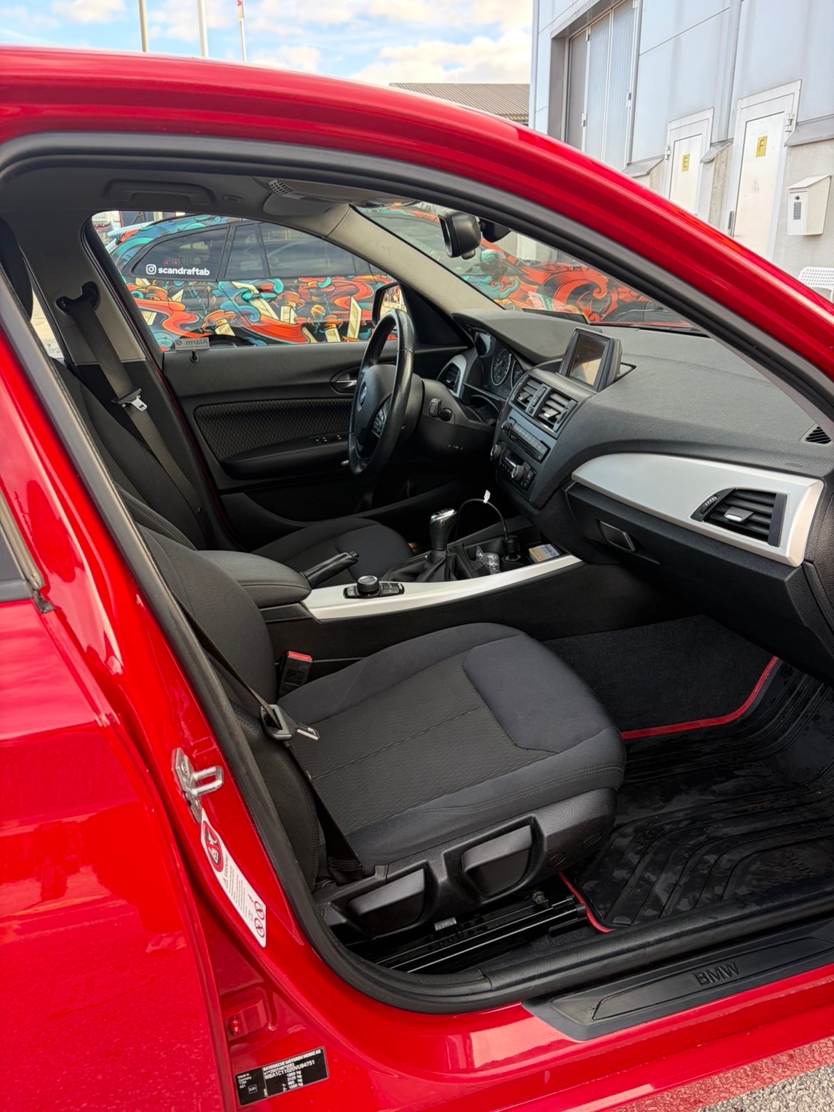 BMW 118 d 5-dörrars Manuell 2014, kuva 7/10