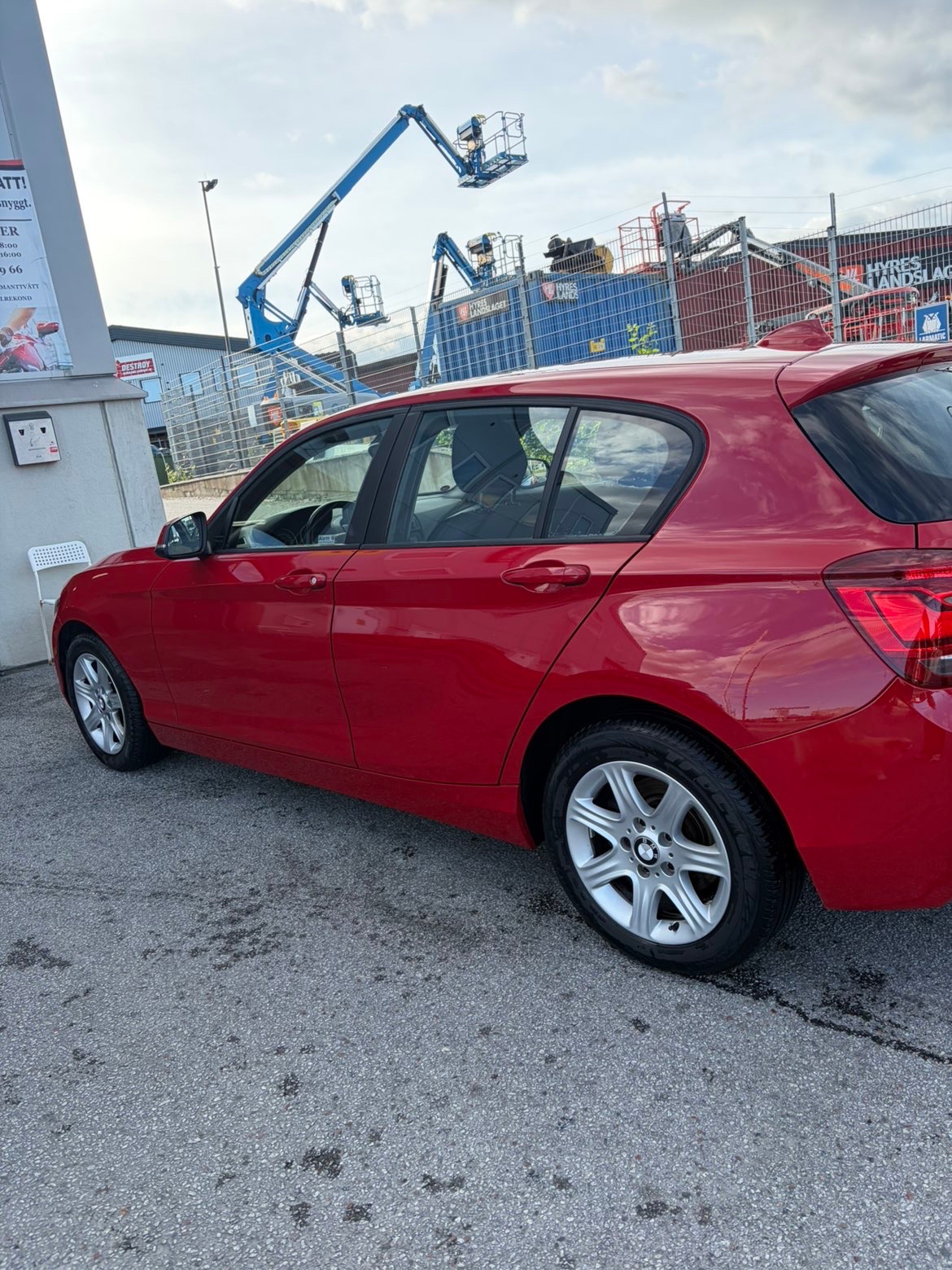 BMW 118 d 5-dörrars Manuell 2014, kuva 3/10