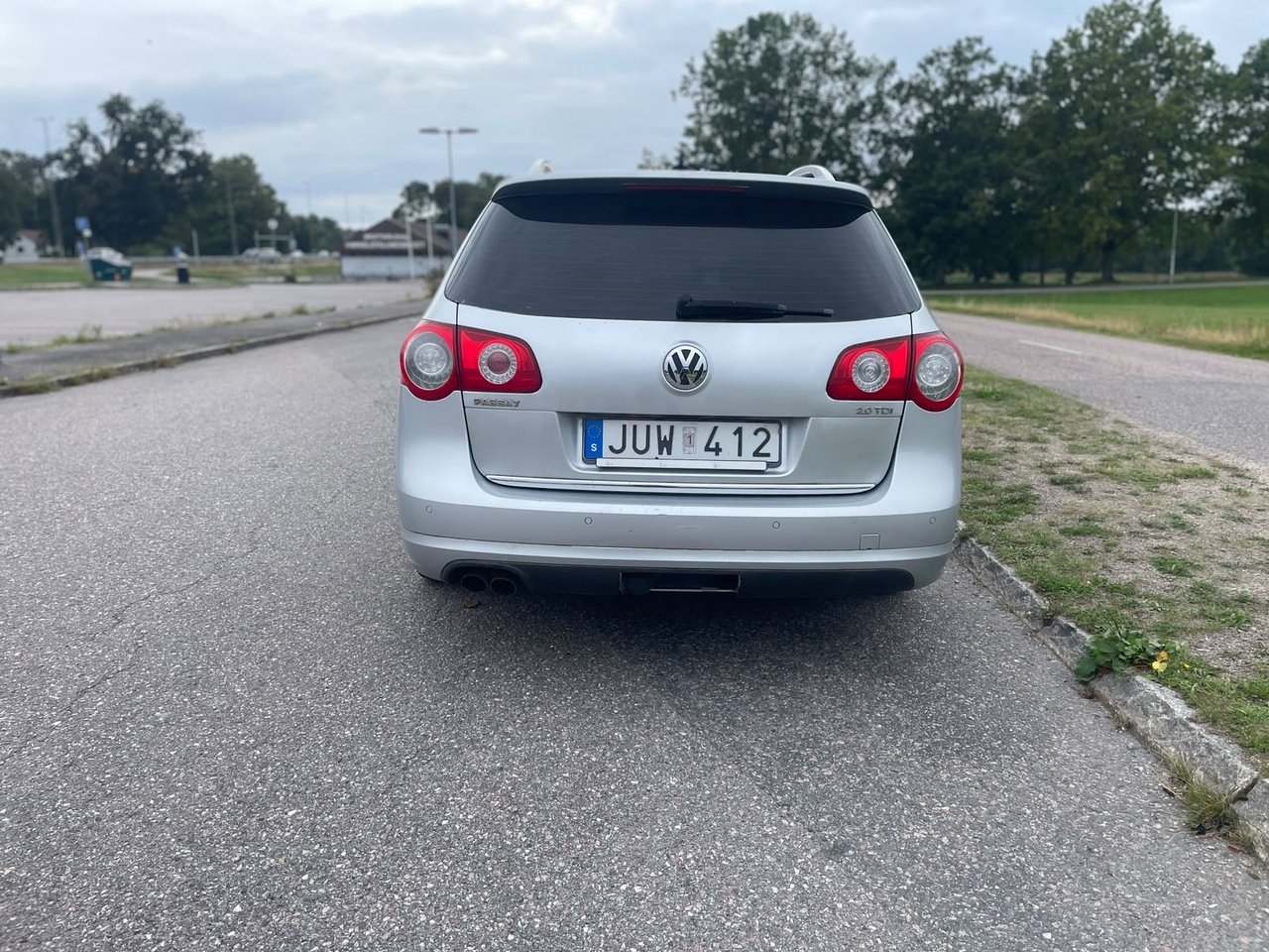 Volkswagen Passat 2009, bild 5/10