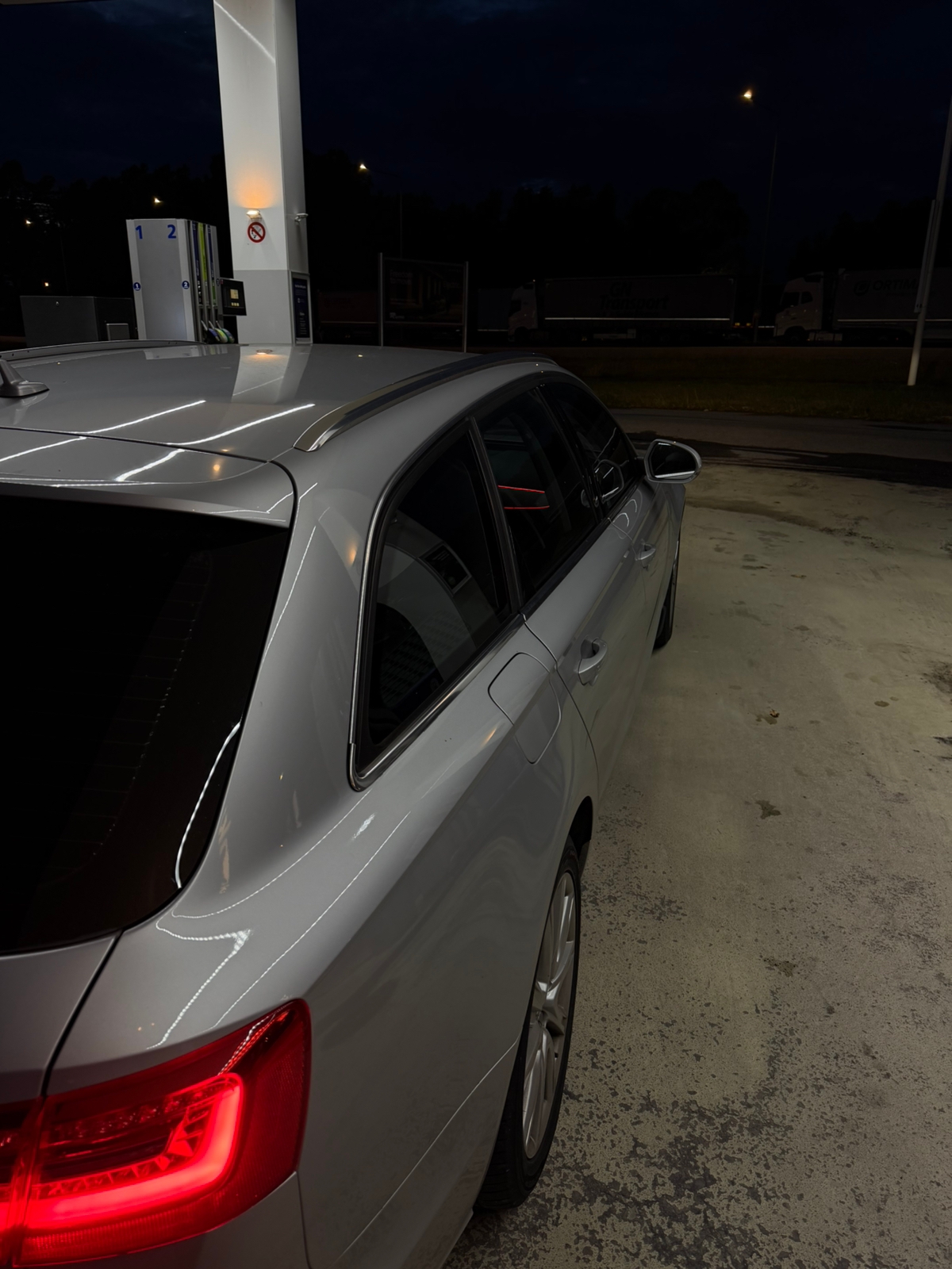 Audi A6 Avant 2.0 TDI DPF Multitronic 2012, photo 4/10