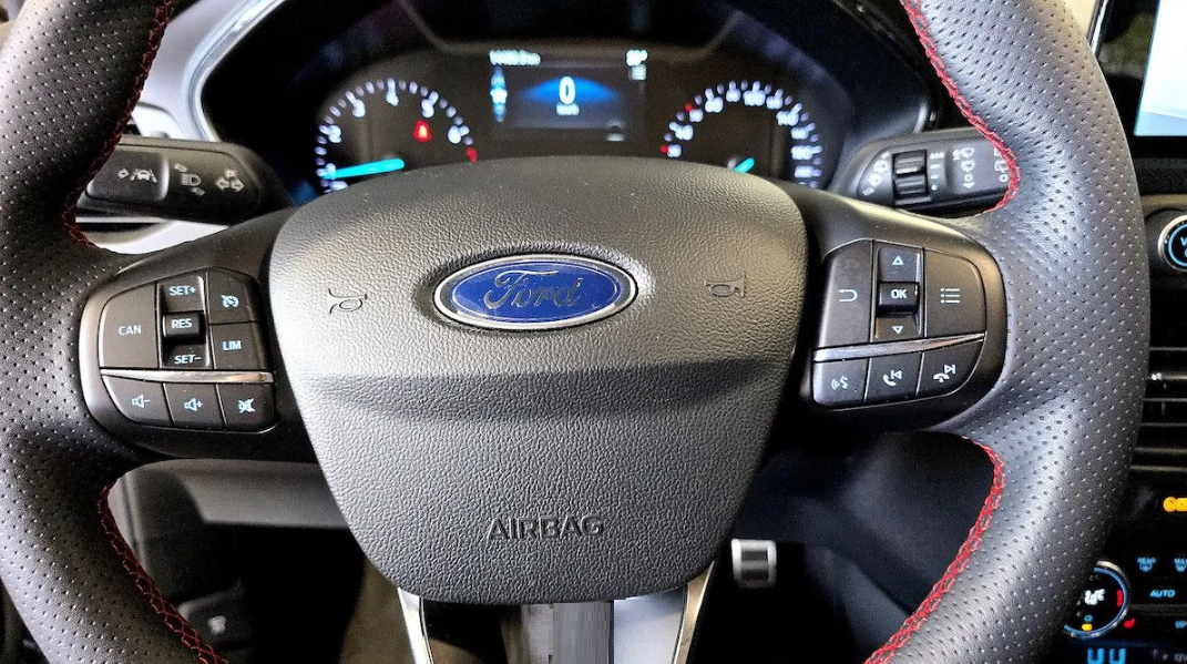 Ford Focus 1.0 EcoBoost Manuell 2022, kuva 5/5