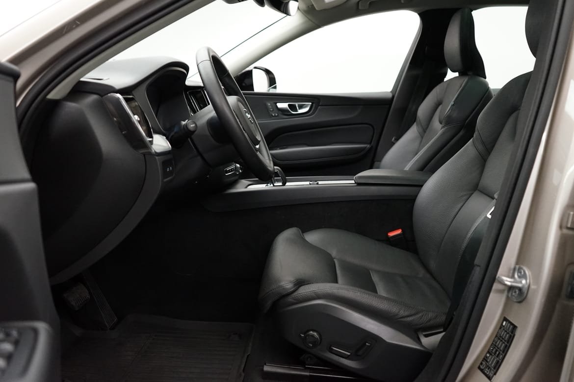 Volvo XC60 2025, kuva 5/10