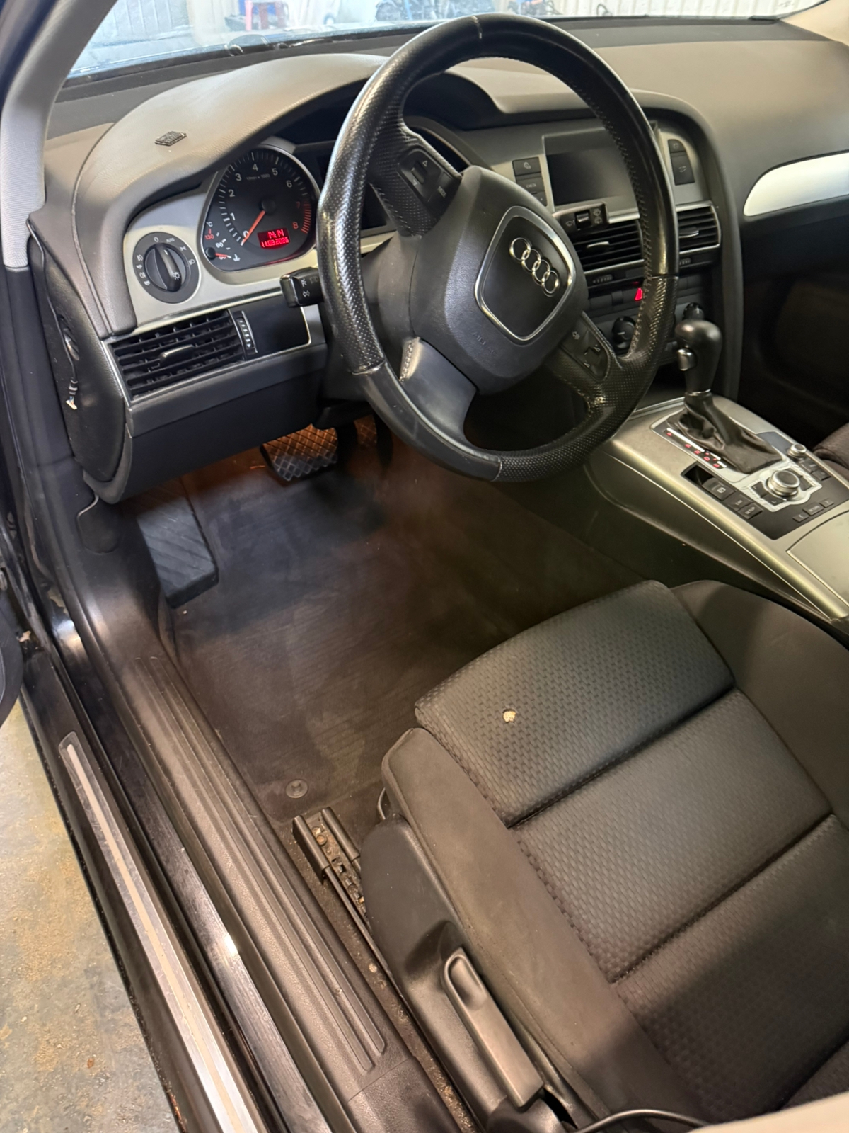 Audi A6 Avant 2.0 TFSI Multitronic 2007, photo 4/5