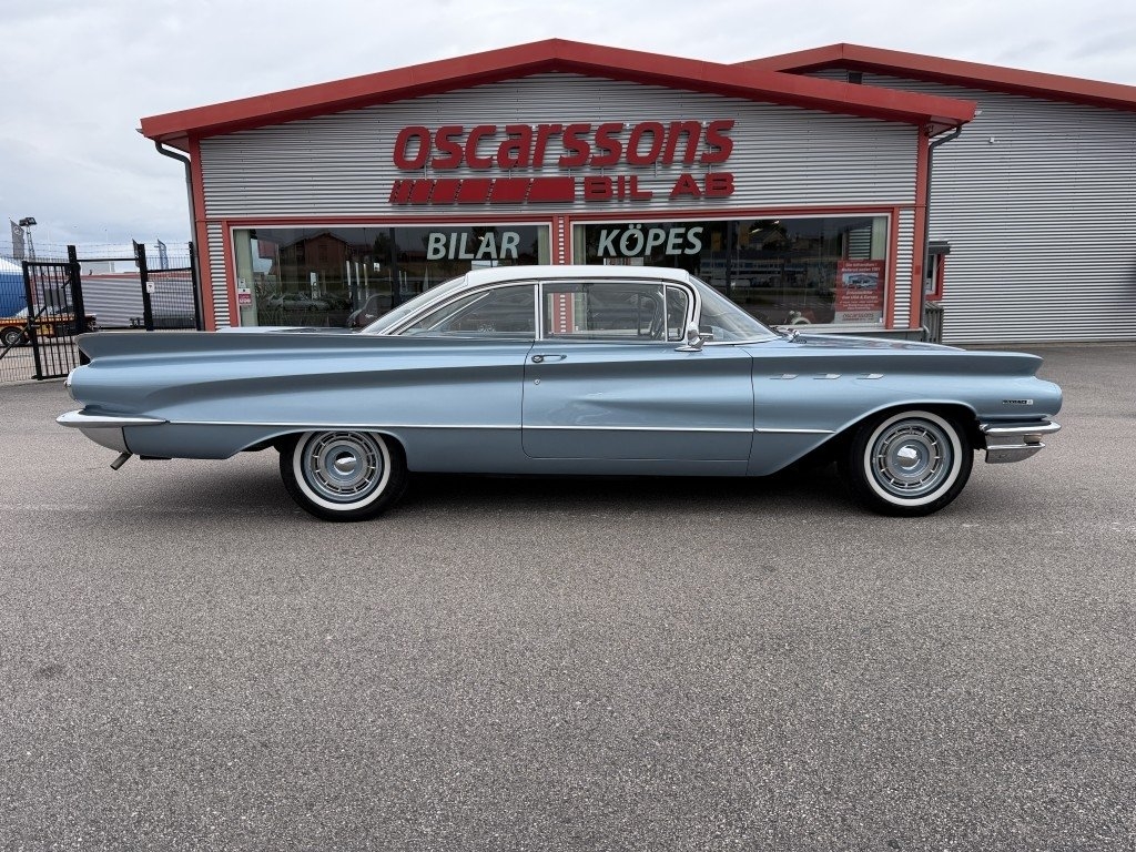 Buick Invicta