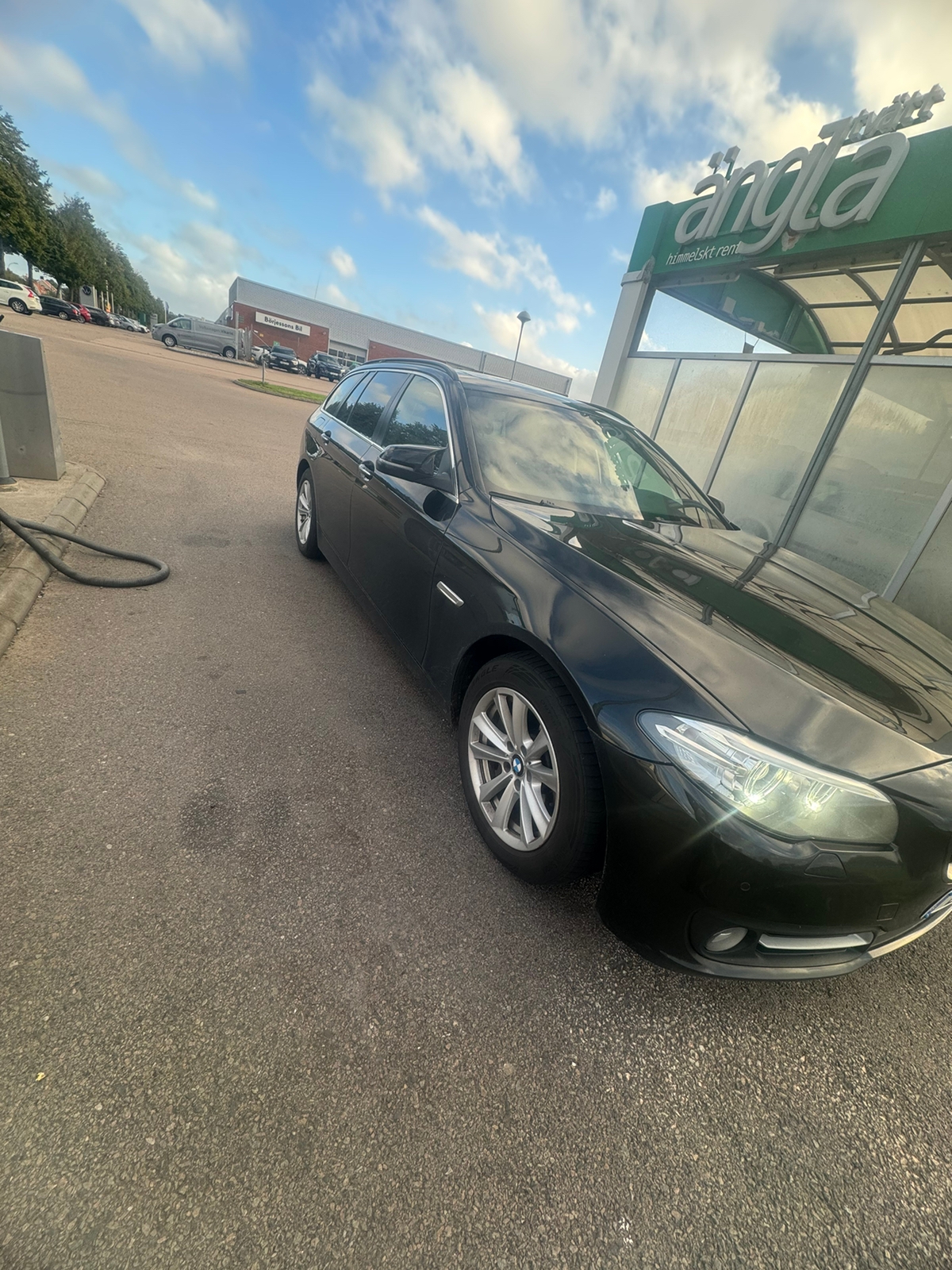 BMW 530 d xDrive Touring Steptronic 2016, photo 4/7