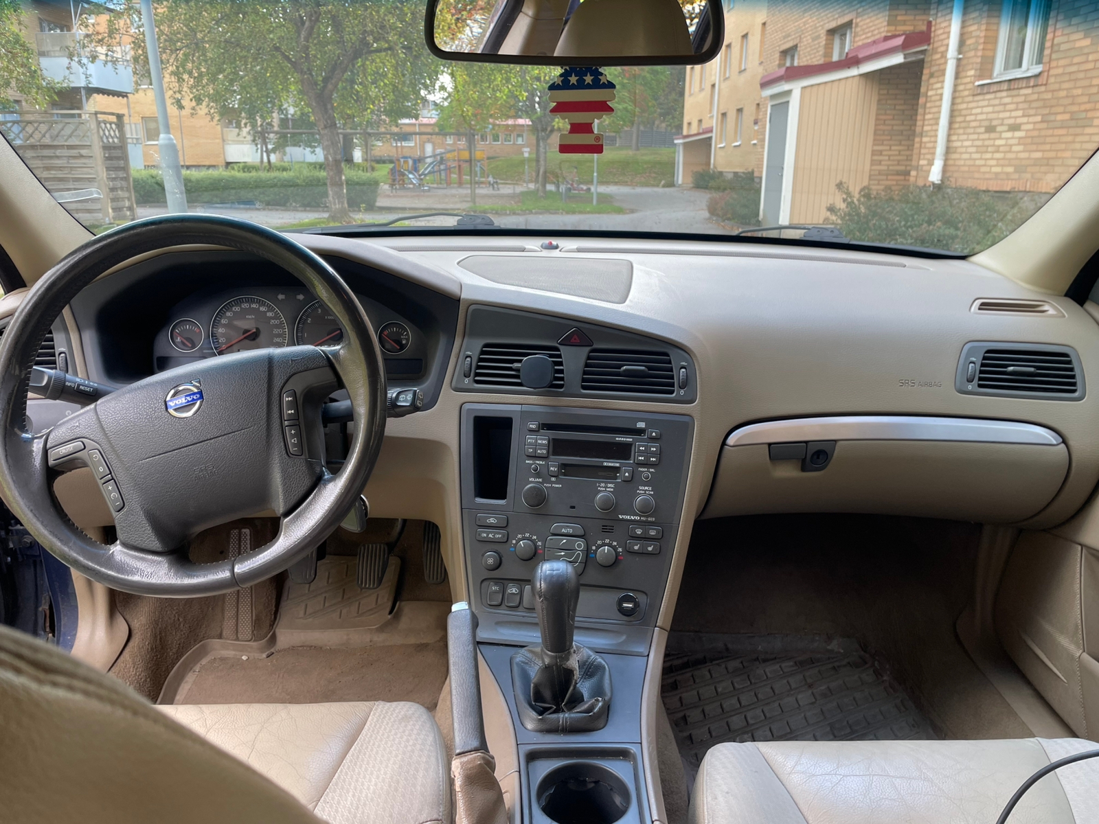 Volvo V70 2.4 Manuell 2003, bild 5/5